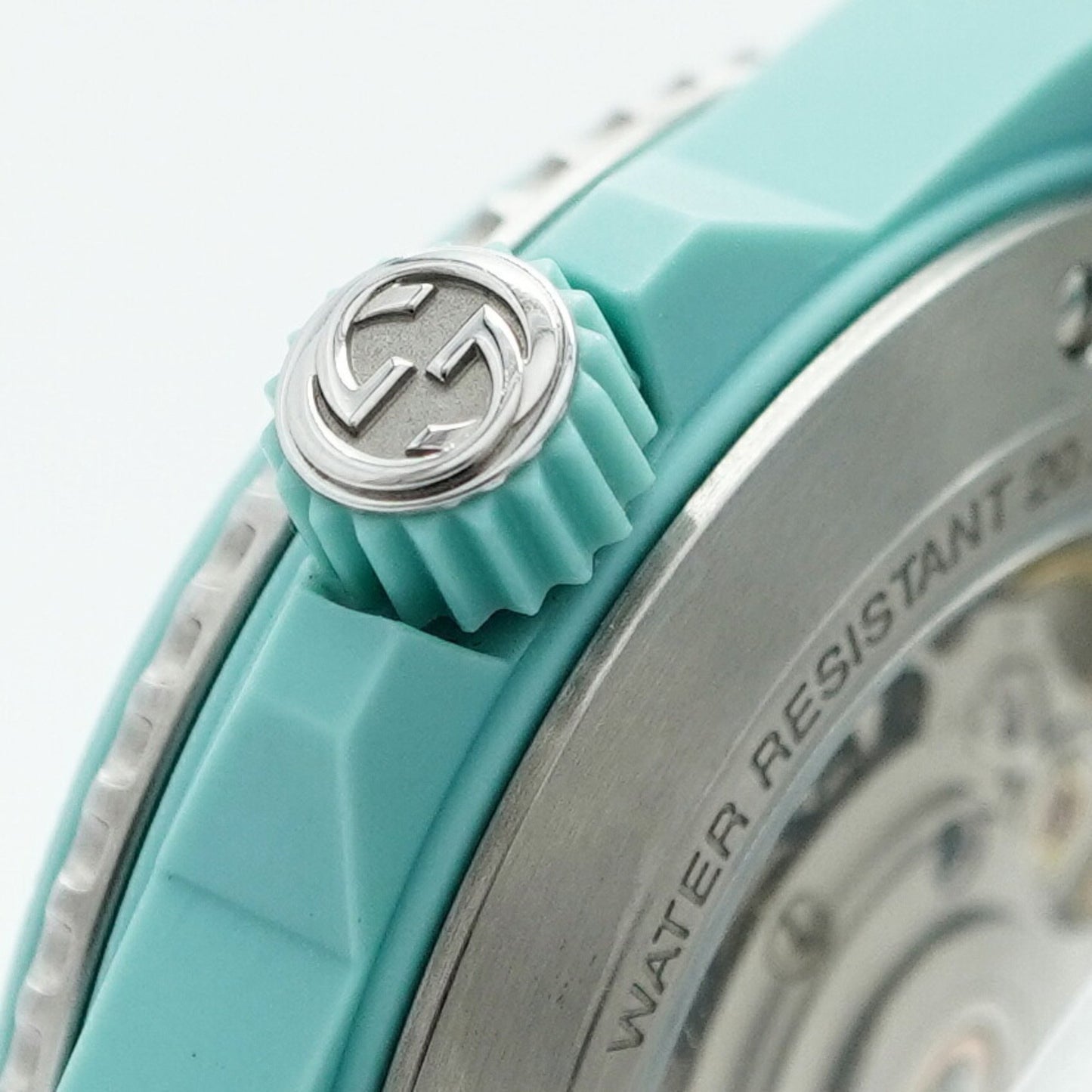 Gucci Dive Watch 136.3 Ya136344 Blue Dial