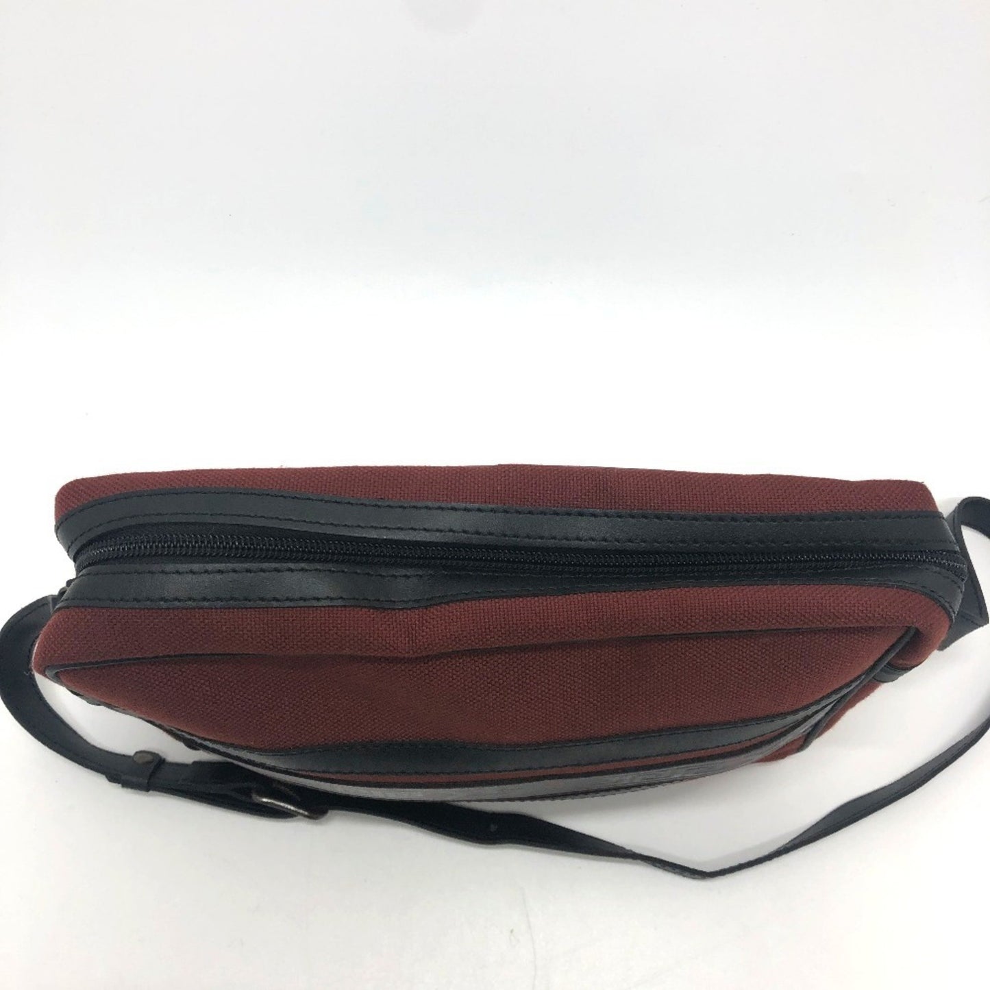 Yves Saint Laurent Logo Shoulder Bag/Logo Square Canvas/Leather