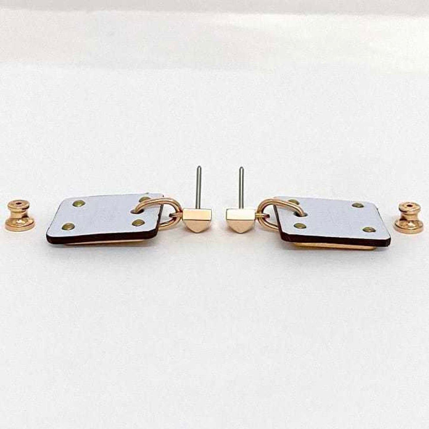 Hermes Earrings As Doucour F-22435 Pink Gold Light Blue Ace Of Hearts Heart Gp Leather Swift