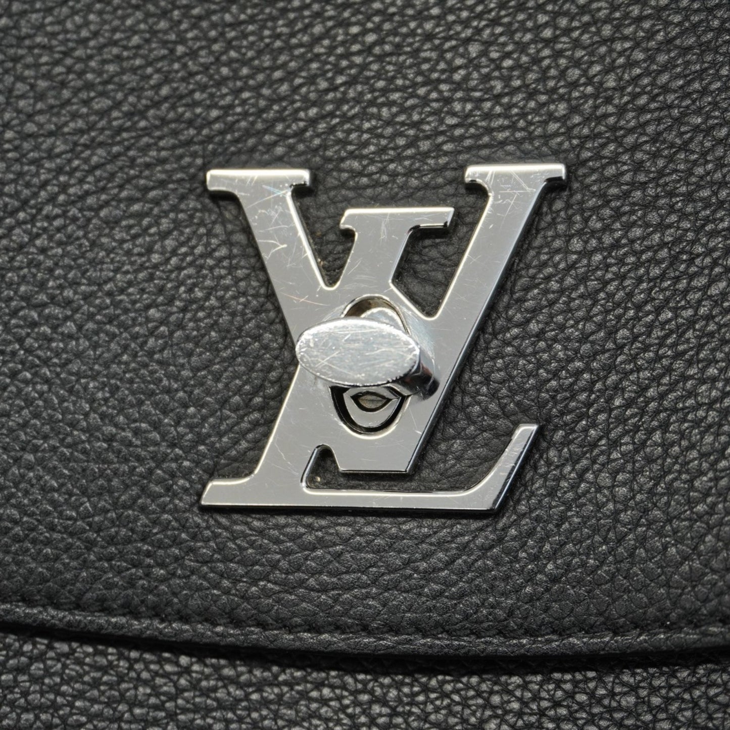 Louis Vuitton Lock Me Ever Mm M51395 Noir 2-Way Handbag