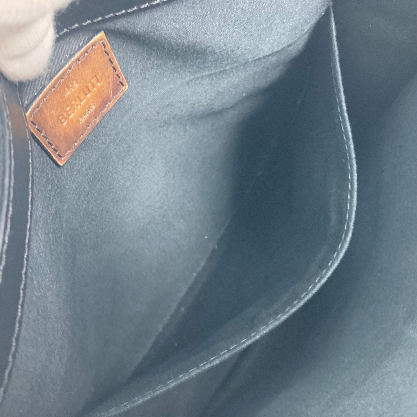 Berlutti Crossbody Flap Messenger Shoulder Bag Blackbased Gray Based