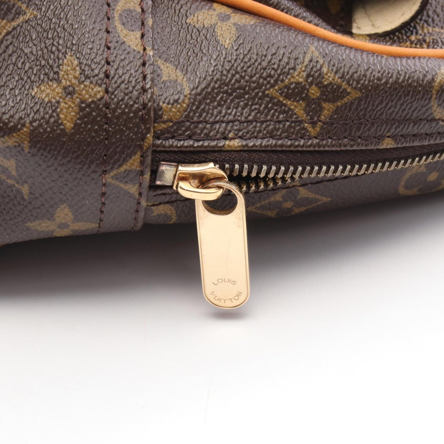 Louis Vuitton Manhattan Gm Handbag