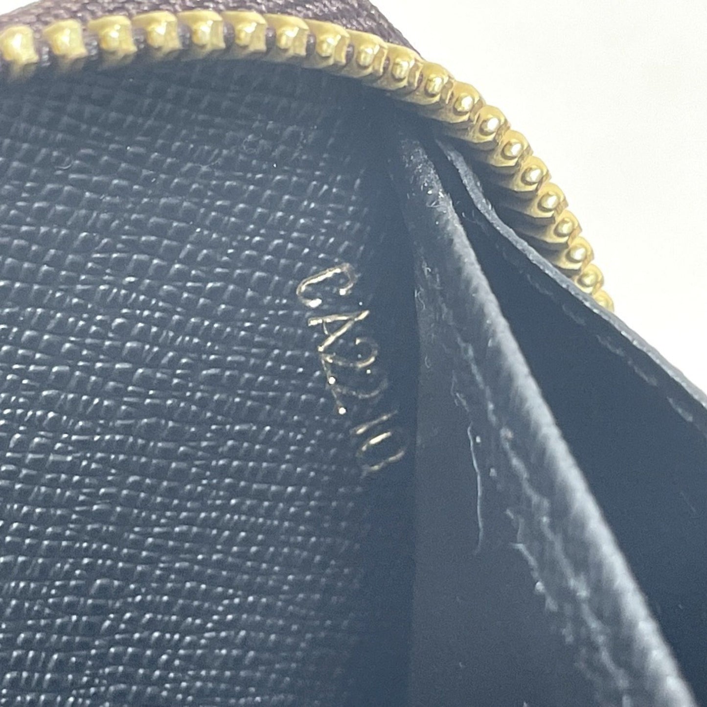 Louis Vuitton M69353 Monogram Giant Zippy Wallet