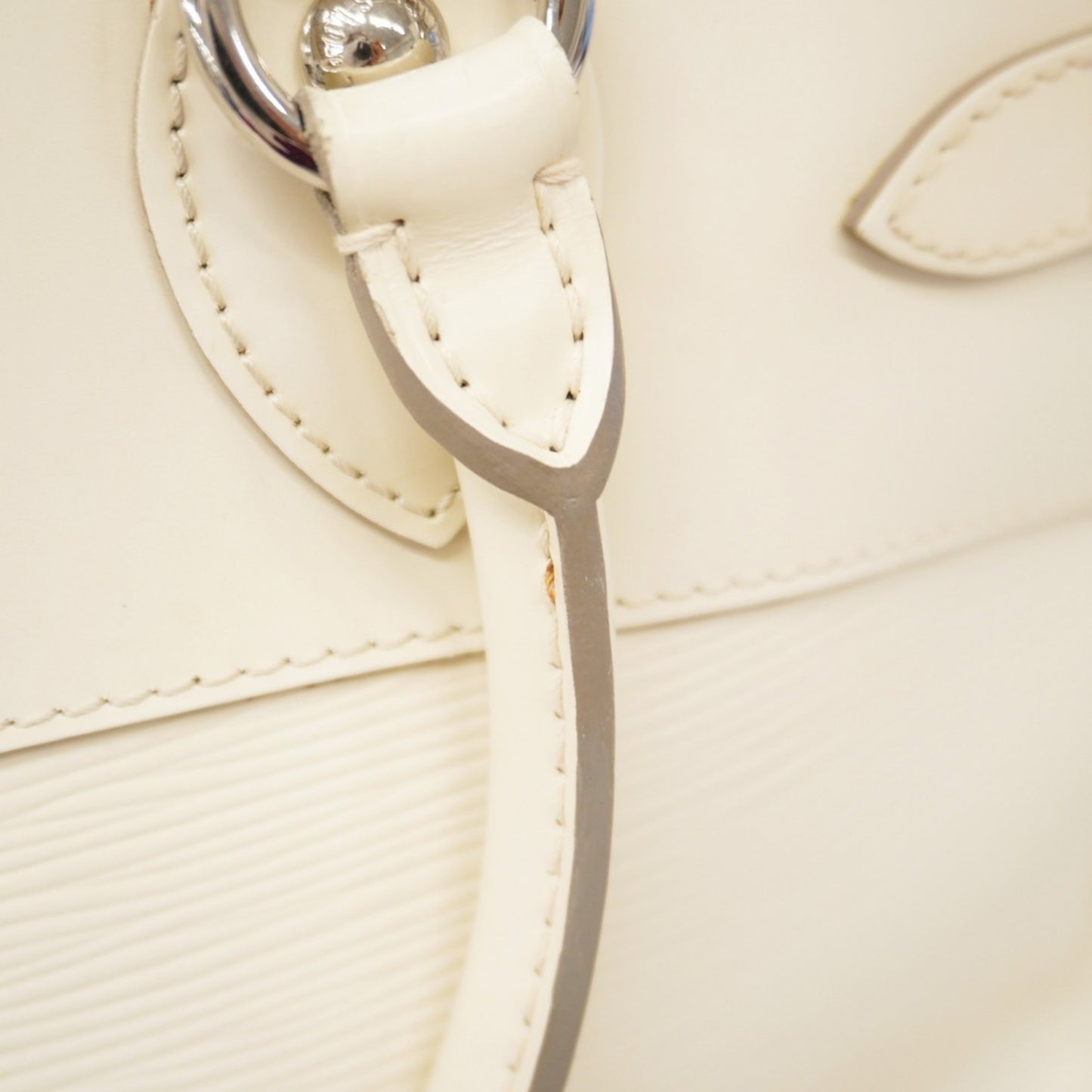 Louis Vuitton Epi Passy Pm Handbag M5926J Ivory