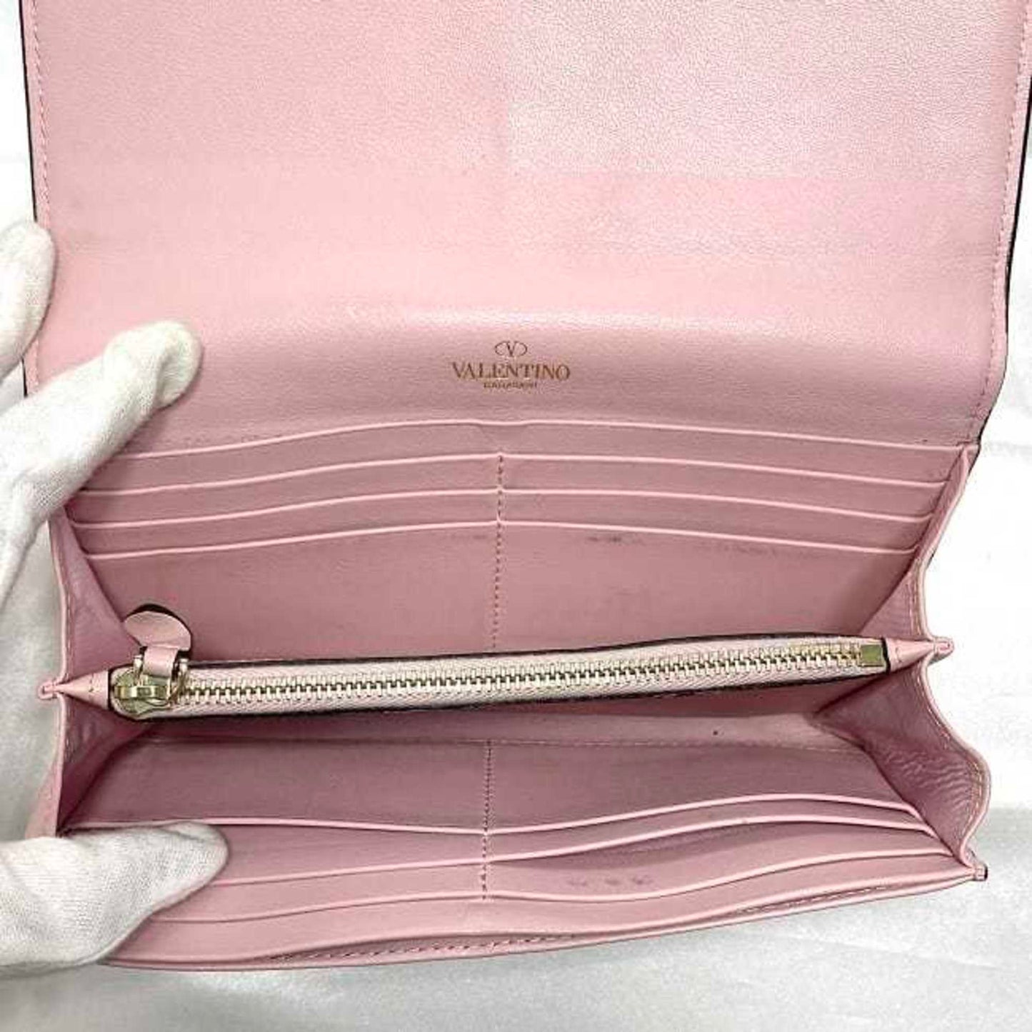 Valentino Garavani Bifold Long Wallet Pink Rockstud Studded Leather