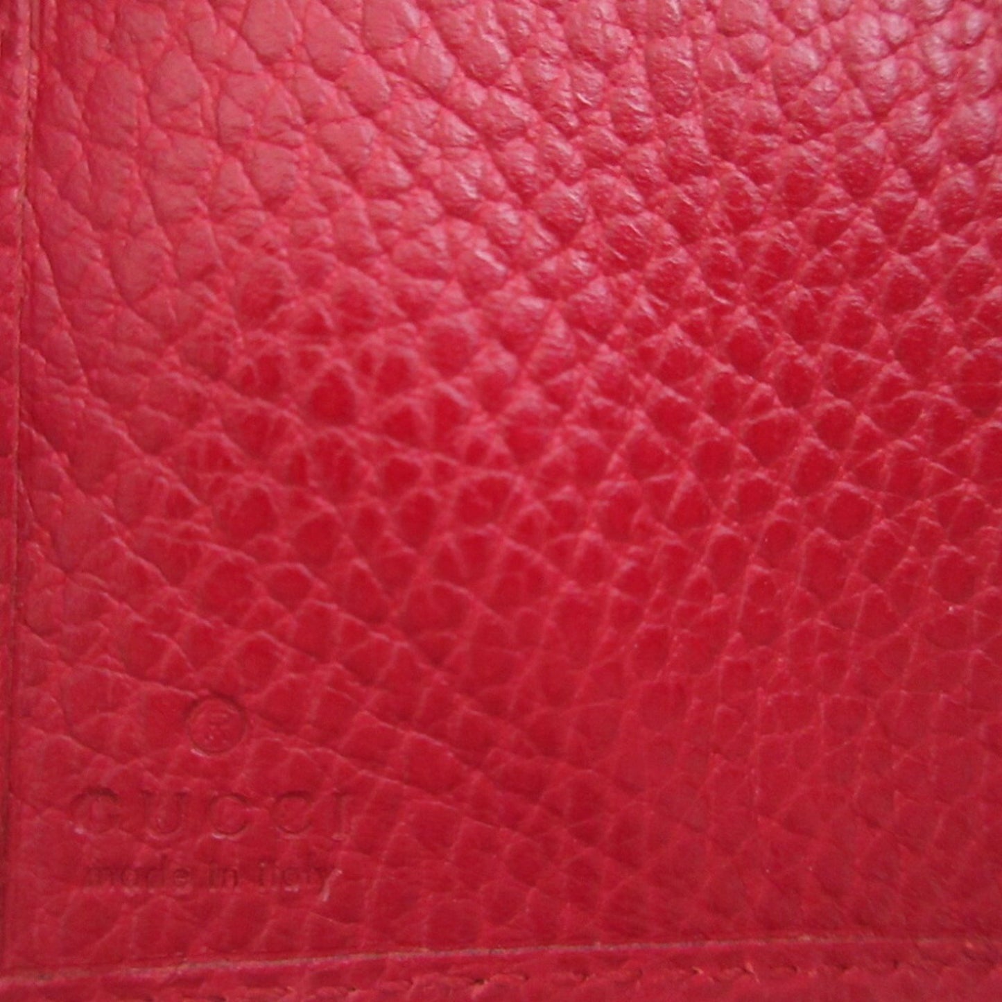 Like New Gucci Gg Marmont 523277 Compact Wallet Leather Red Bi-Fold 0981Gucci