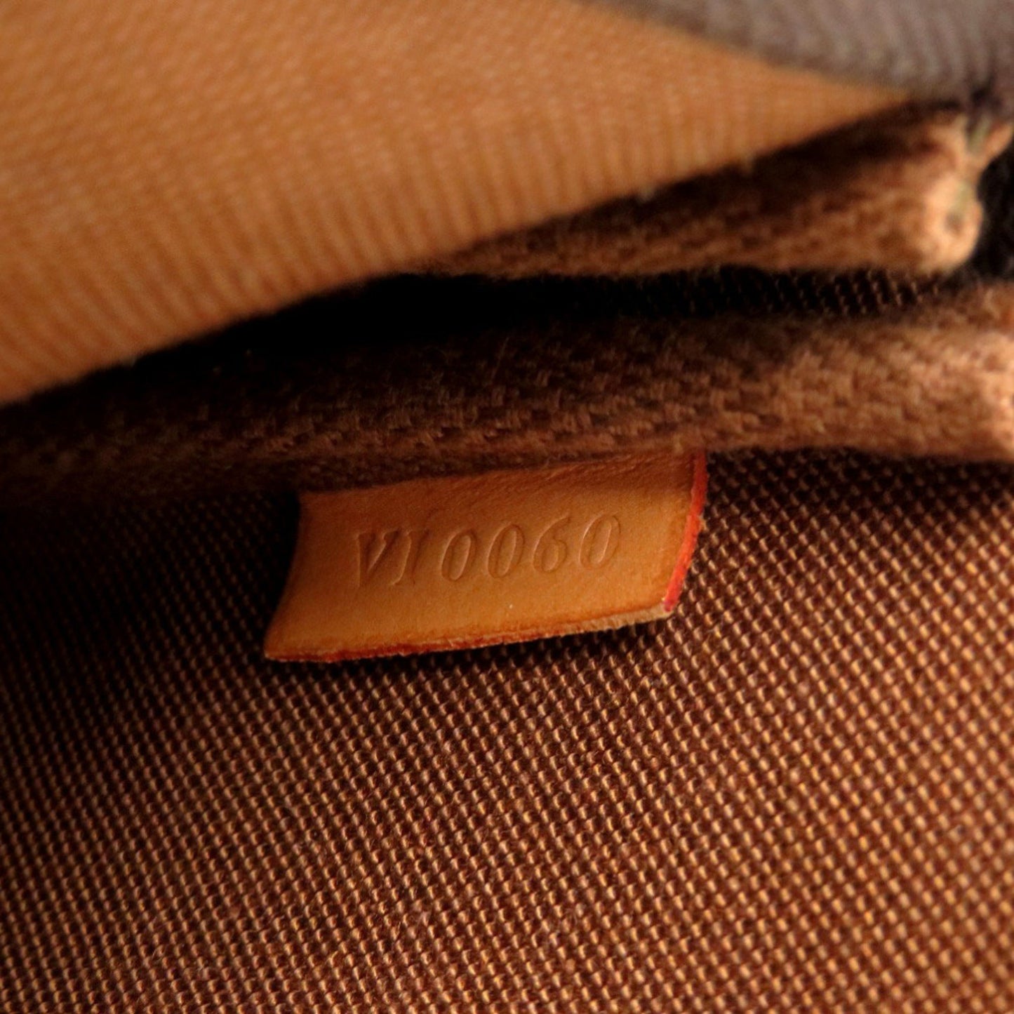 Louis Vuitton Pochette Accessoires Monogram M51980 Pouch Lv 0690 Louis Vuitton