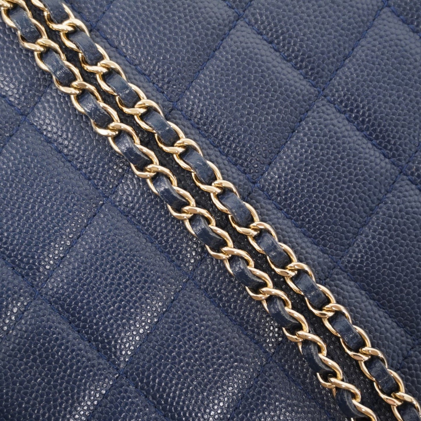Chanel Matelasse Shoulder Wallet With Chain Bag In Caviar Leather