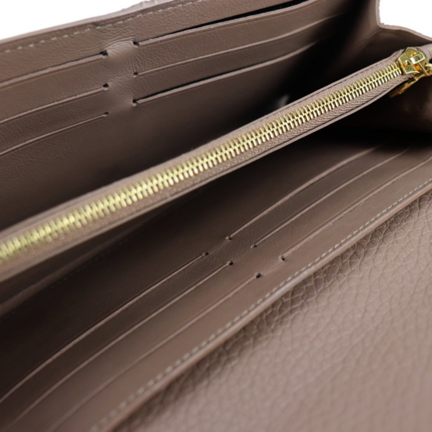 Louis Vuitton Louis Vuitton Portefeuille Capucines Parnacea Long Wallet M62075 Taurillon Leather