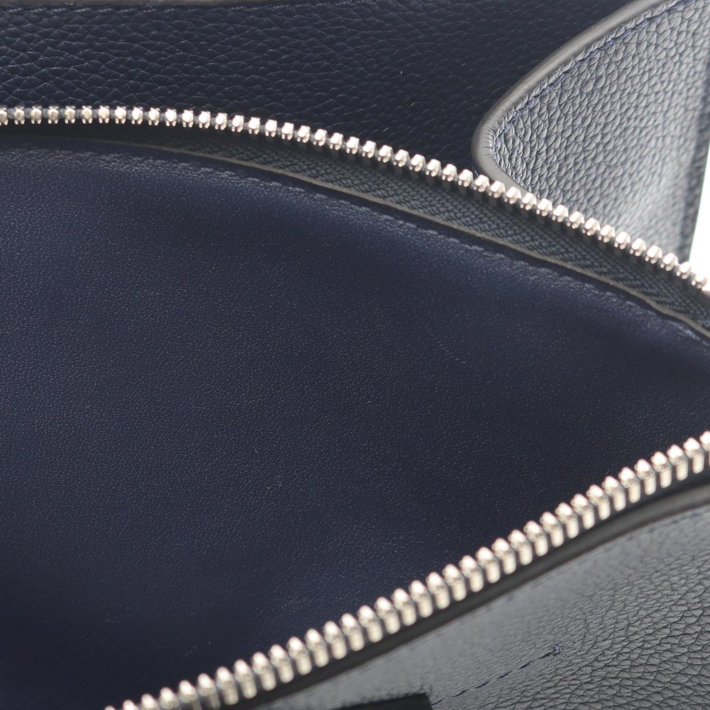 Louis Vuitton City Steamer Mm Handbag