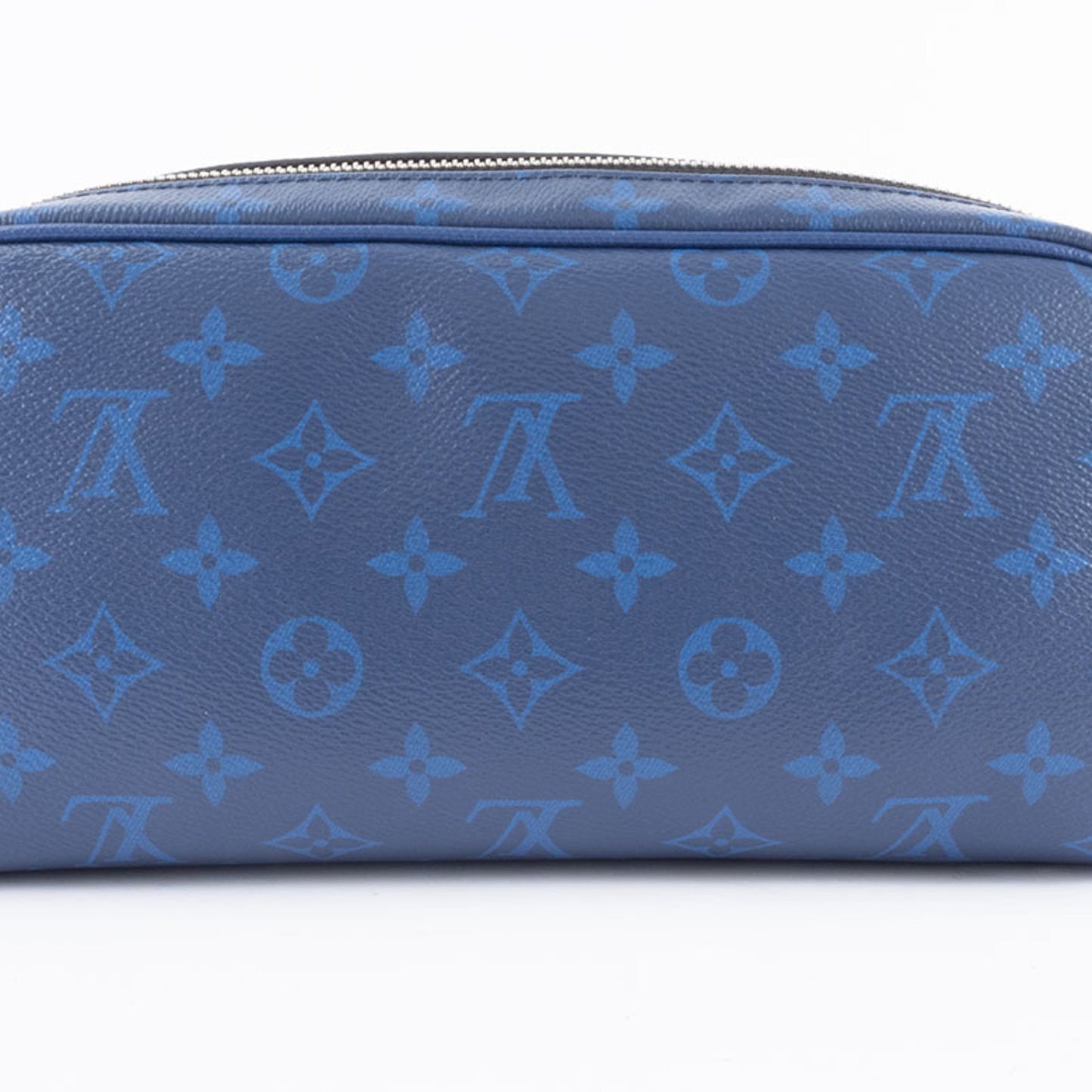 Louis Vuitton Dopp Kit Clutch Bag/Second Bag M30849 Monogram | Taiga Leather Blue