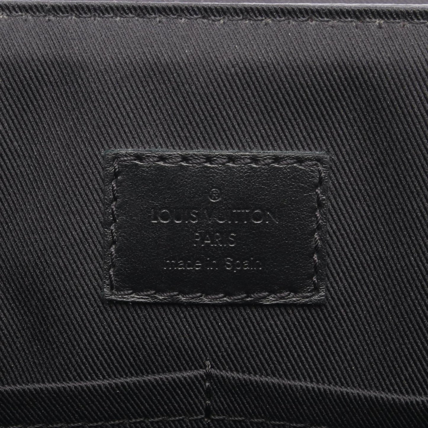 Louis Vuitton Saumur Messenger Shoulder Bag In Coated Canvas And Leather