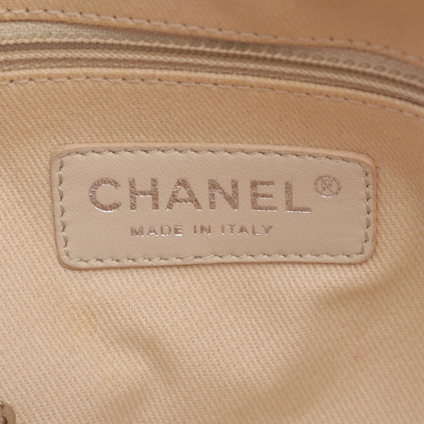 Chanel Matelasse Tote Bag Calfskin (Cowhide)