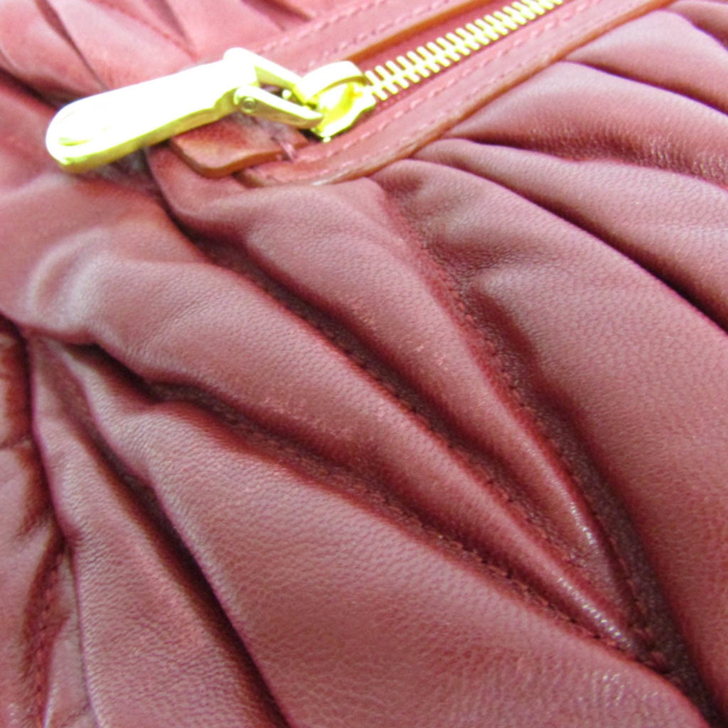 Miu Miu Matelasse Rn0666 Women'S Leather Handbag