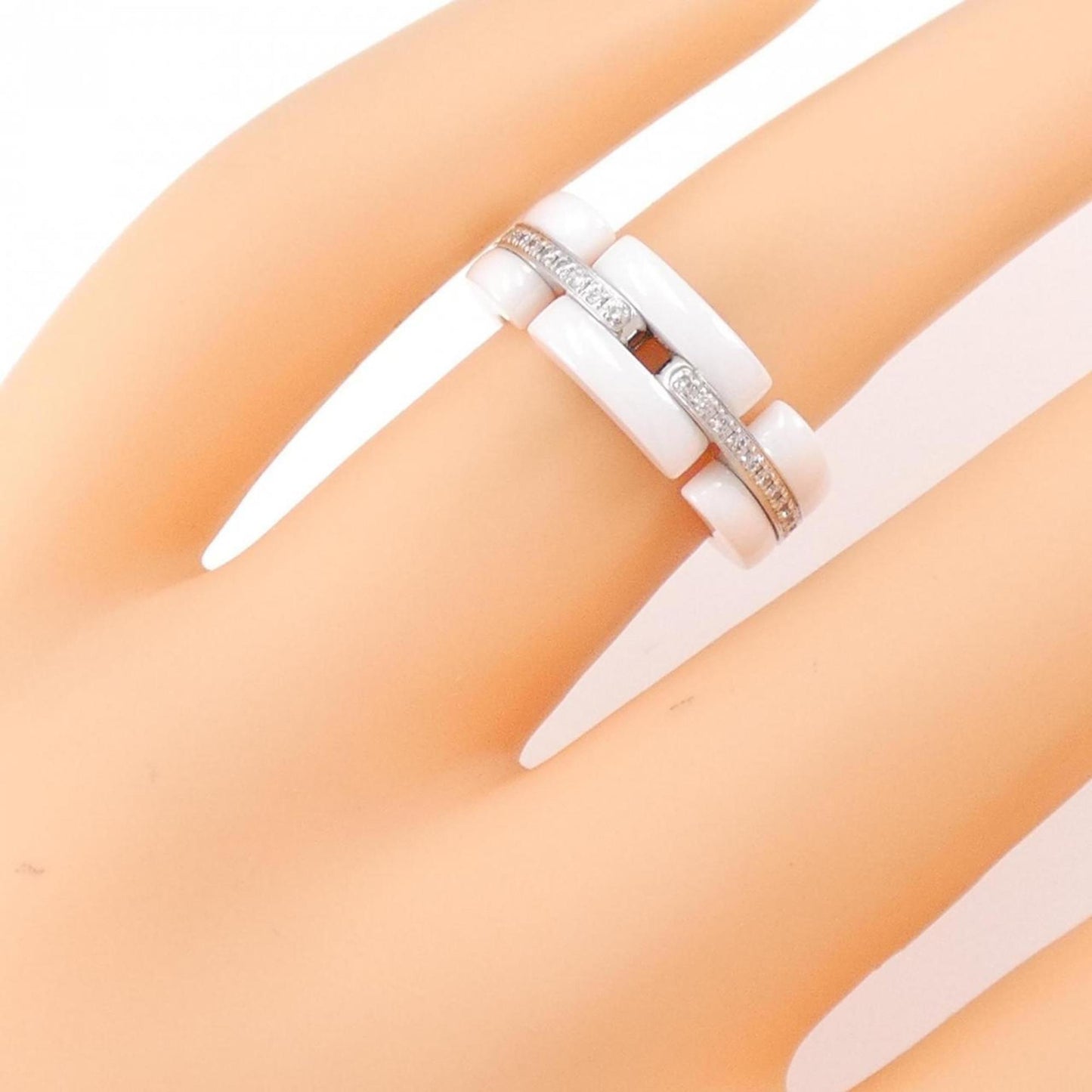 Chanel Ultra Collection Medium Ring