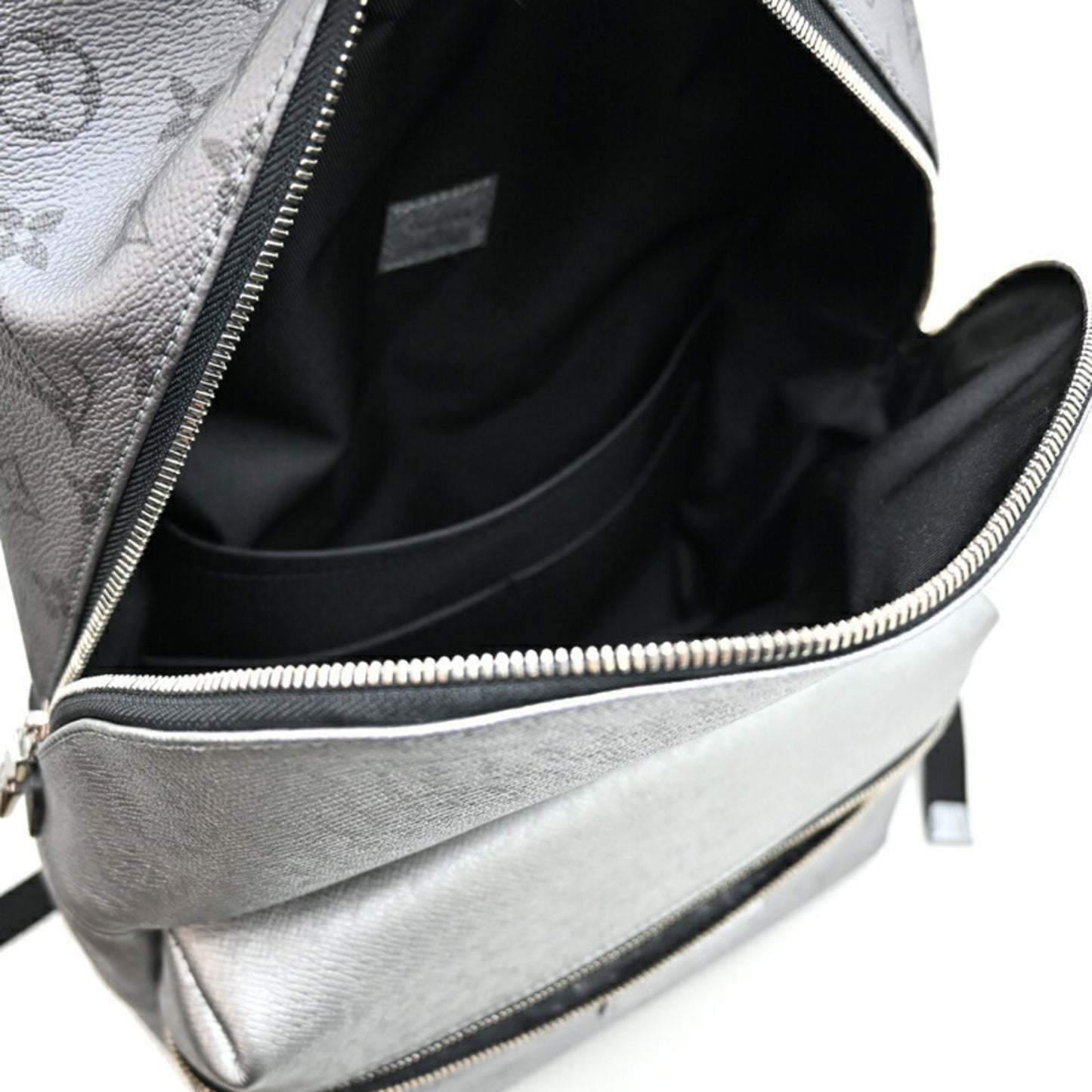 Louis Vuitton Discovery Backpack Pm