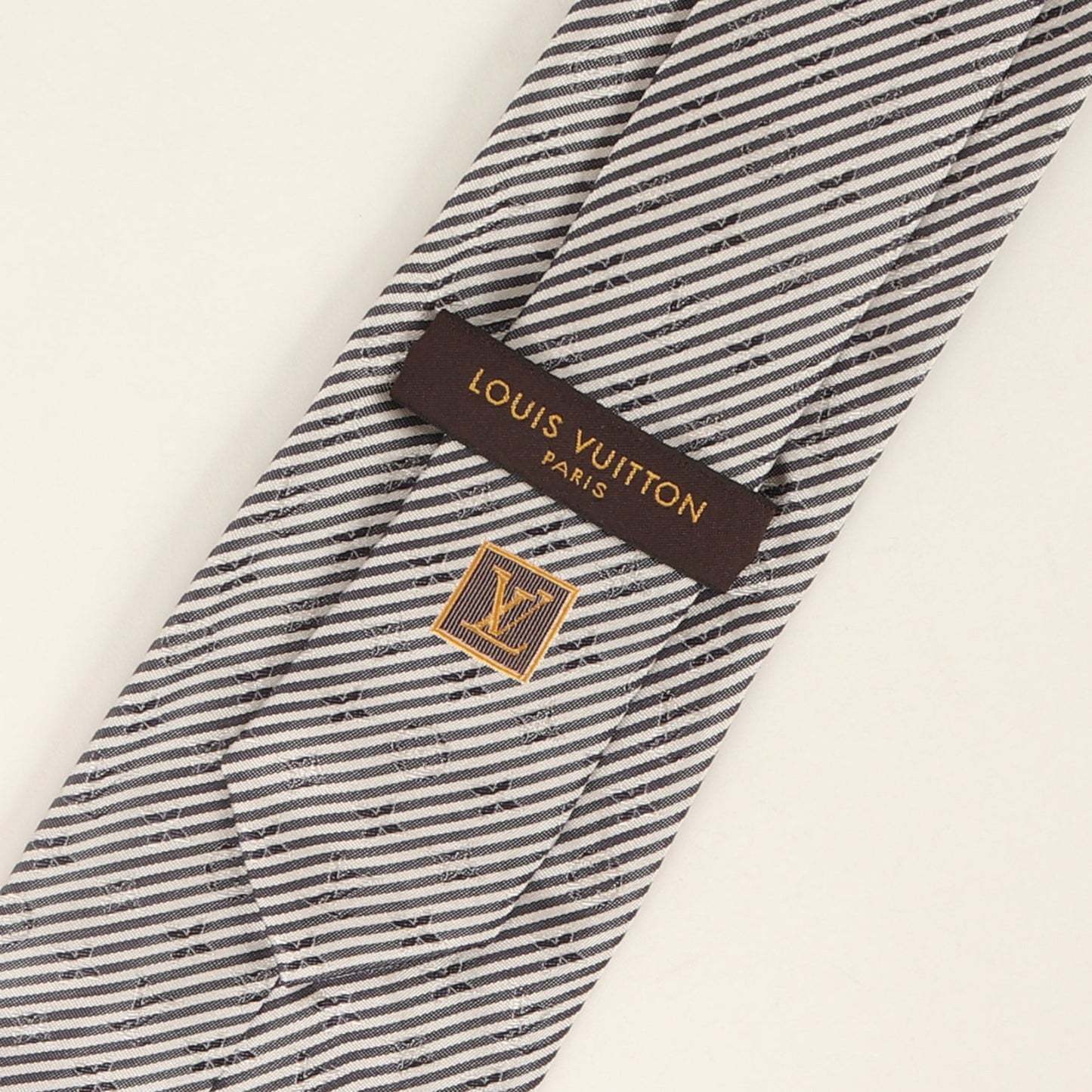 Louis Vuitton Monogram Regimental Silk Cravate Tie In Silver And White For Men