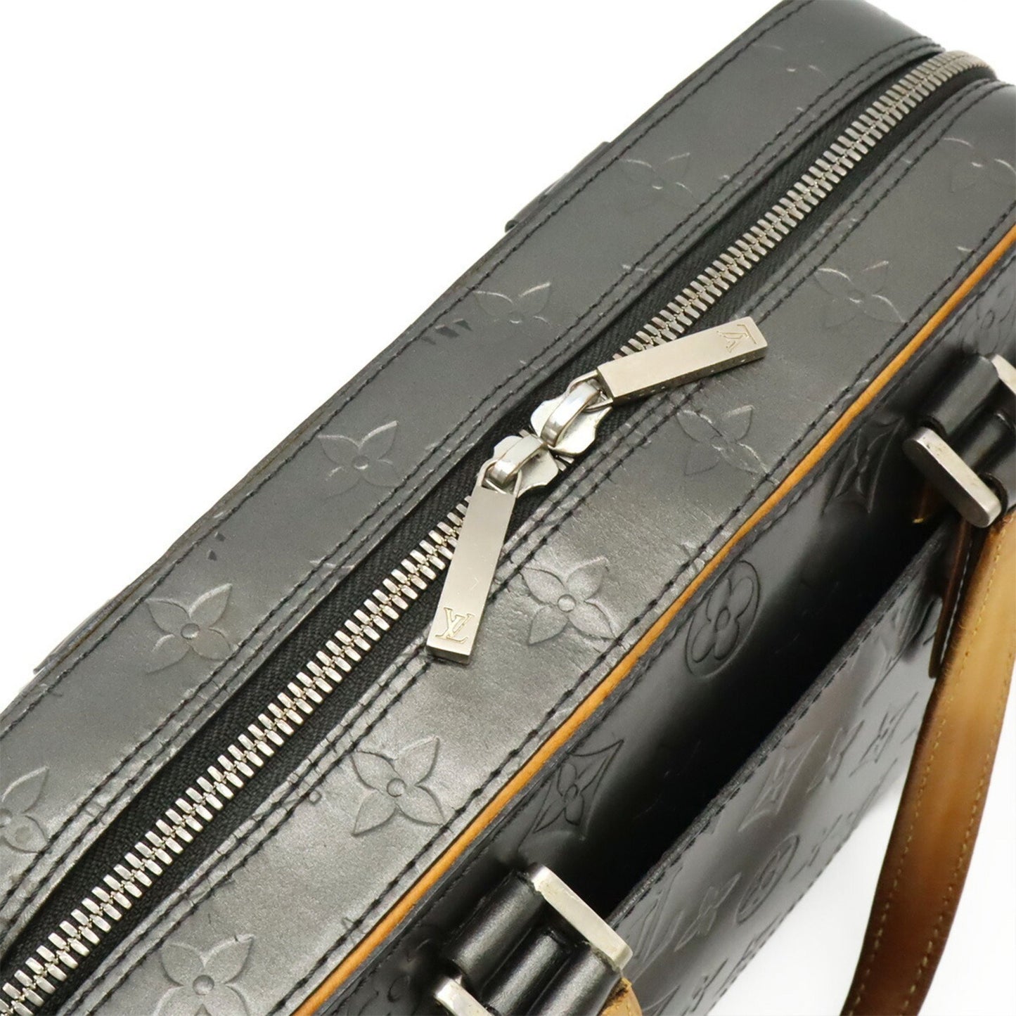 Louis Vuitton Monogram Matte Shelton Handbag In Noir Black