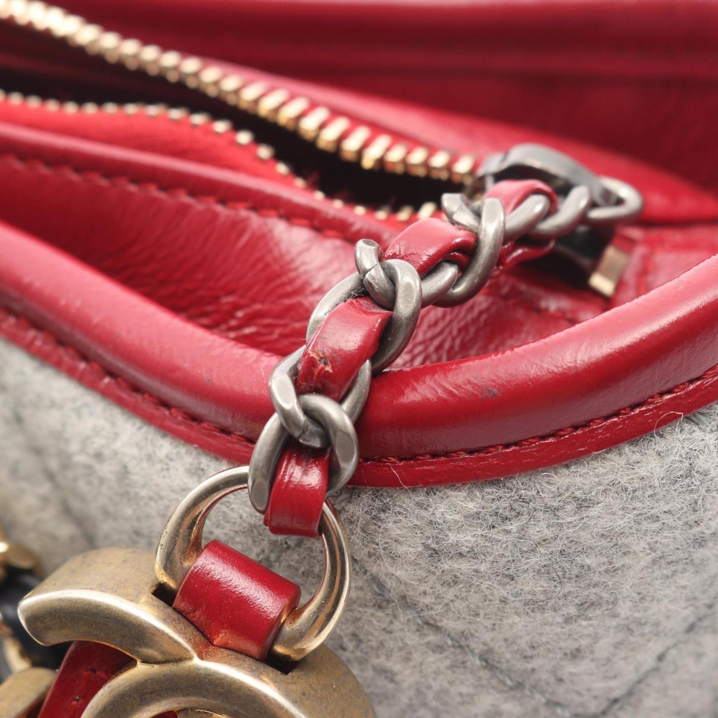 Leather - Chanel Shoulder Bag Wool