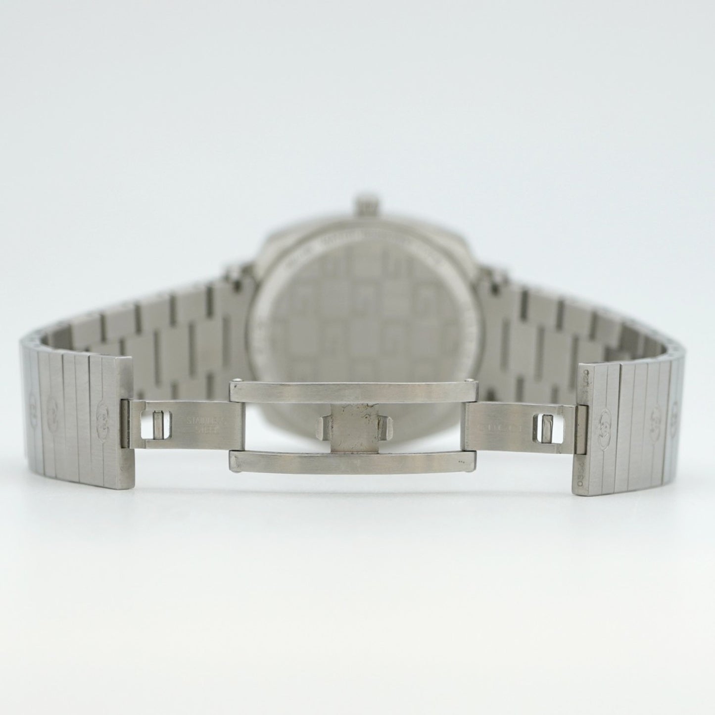 Gucci Grip 157.4 White Dial