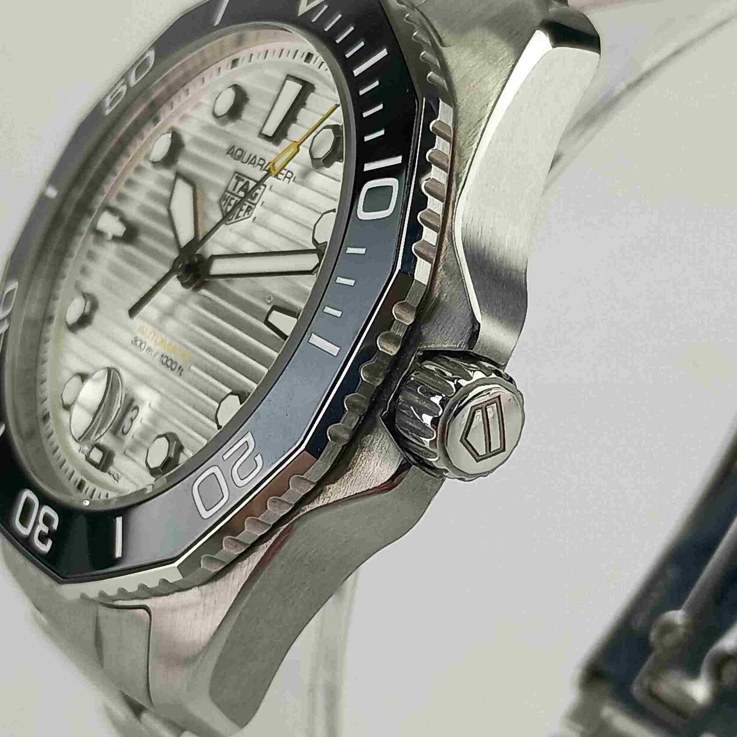 Tag Heuer Aquaracer Professional 300 Caliber 5 Wbp201C.Ba0632
