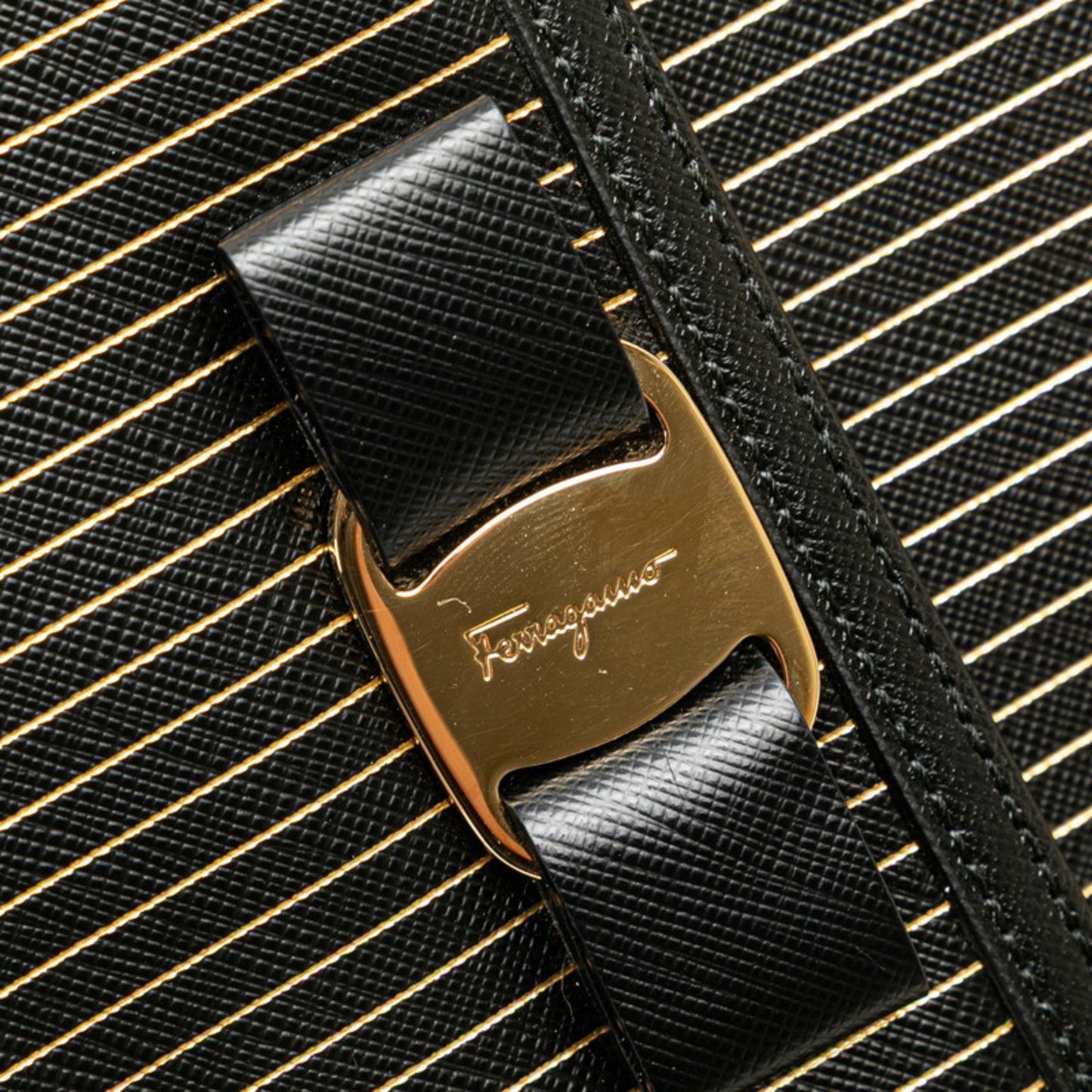 Salvatore Ferragamo Vara Ribbon Stripe Chain Shoulder Bag In Black