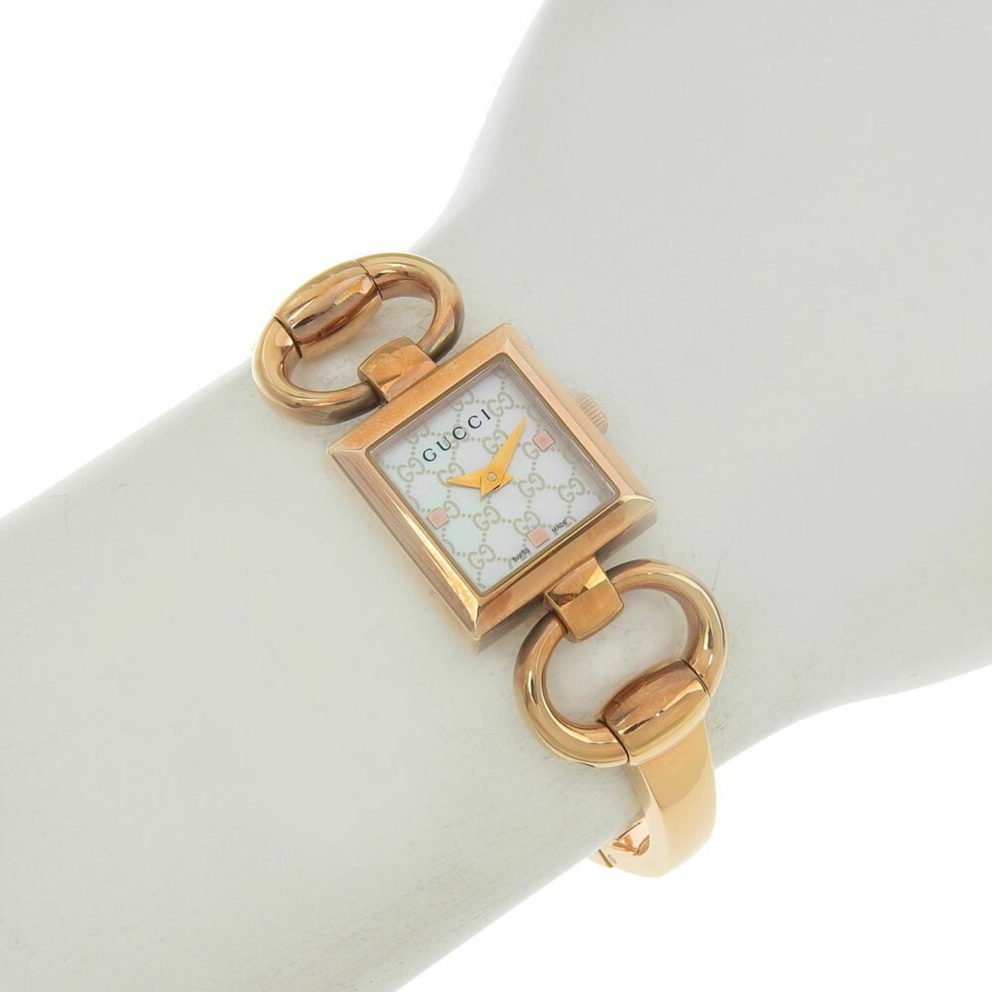 Gucci Interlocking G Tornavoni 120 Square Shell Dial Quartz Watch Battery Operated 18Mm