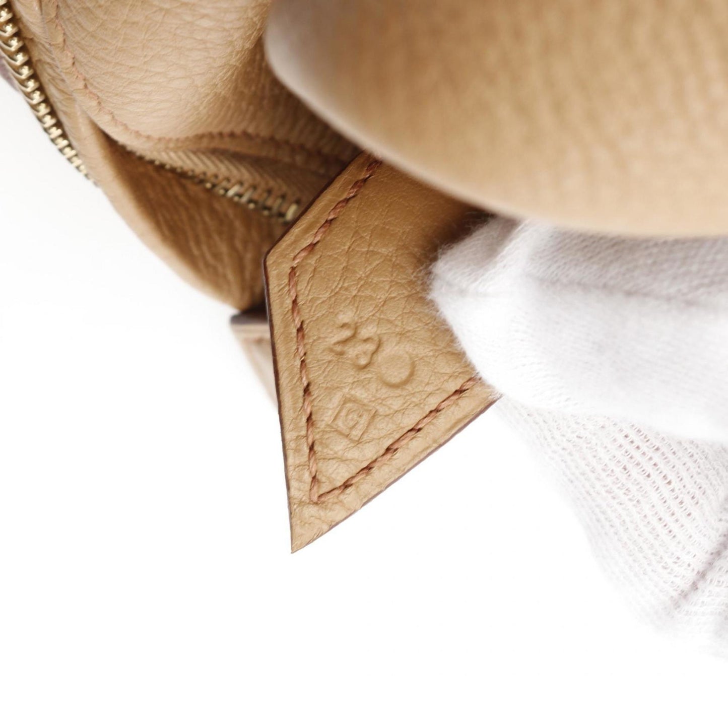 Hermes Herms Omnibus Gm Handbag In Taurillon Clemence Wool