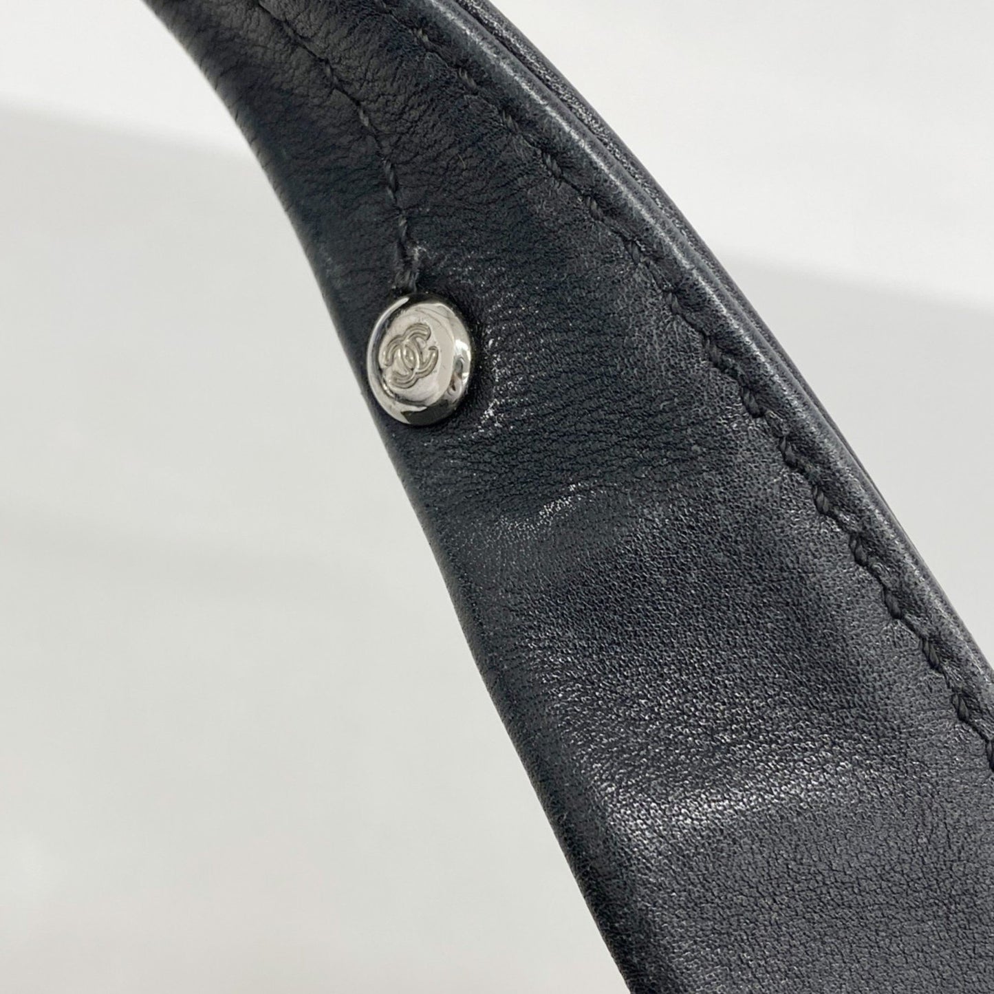 Chanel Handbag V-Stitch Leather Black