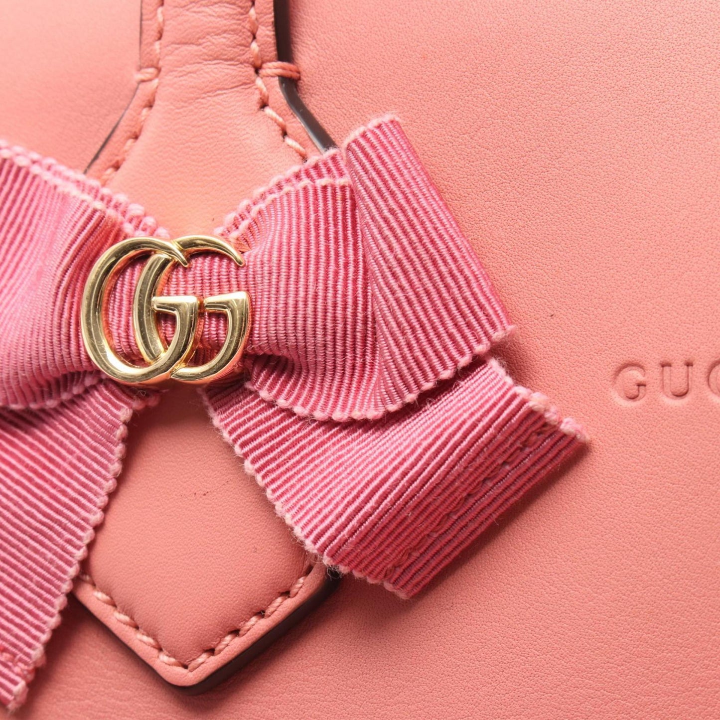 Gucci Gg Ribbon Handbag