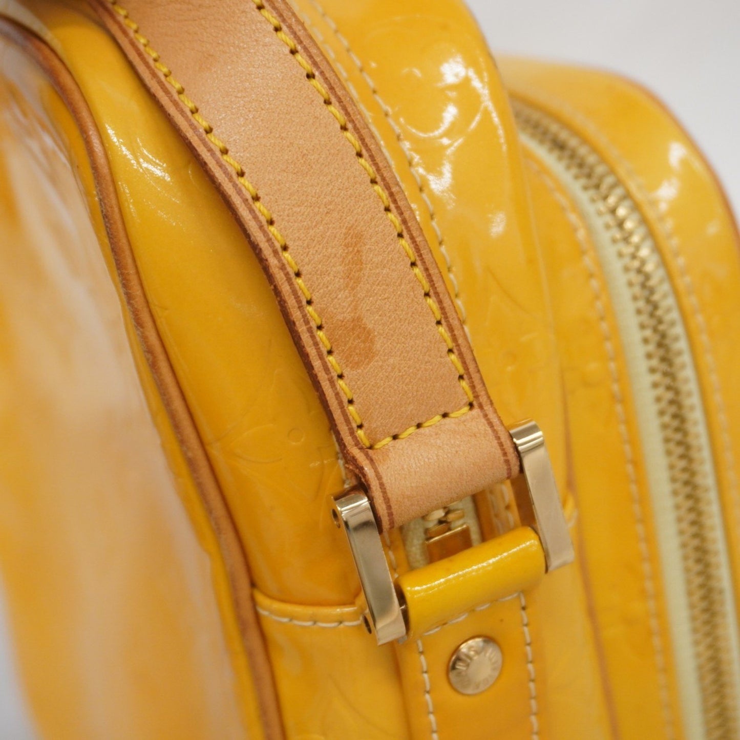 Louis Vuitton Vernis Worcester Shoulder Bag M91075 Lime Yellow