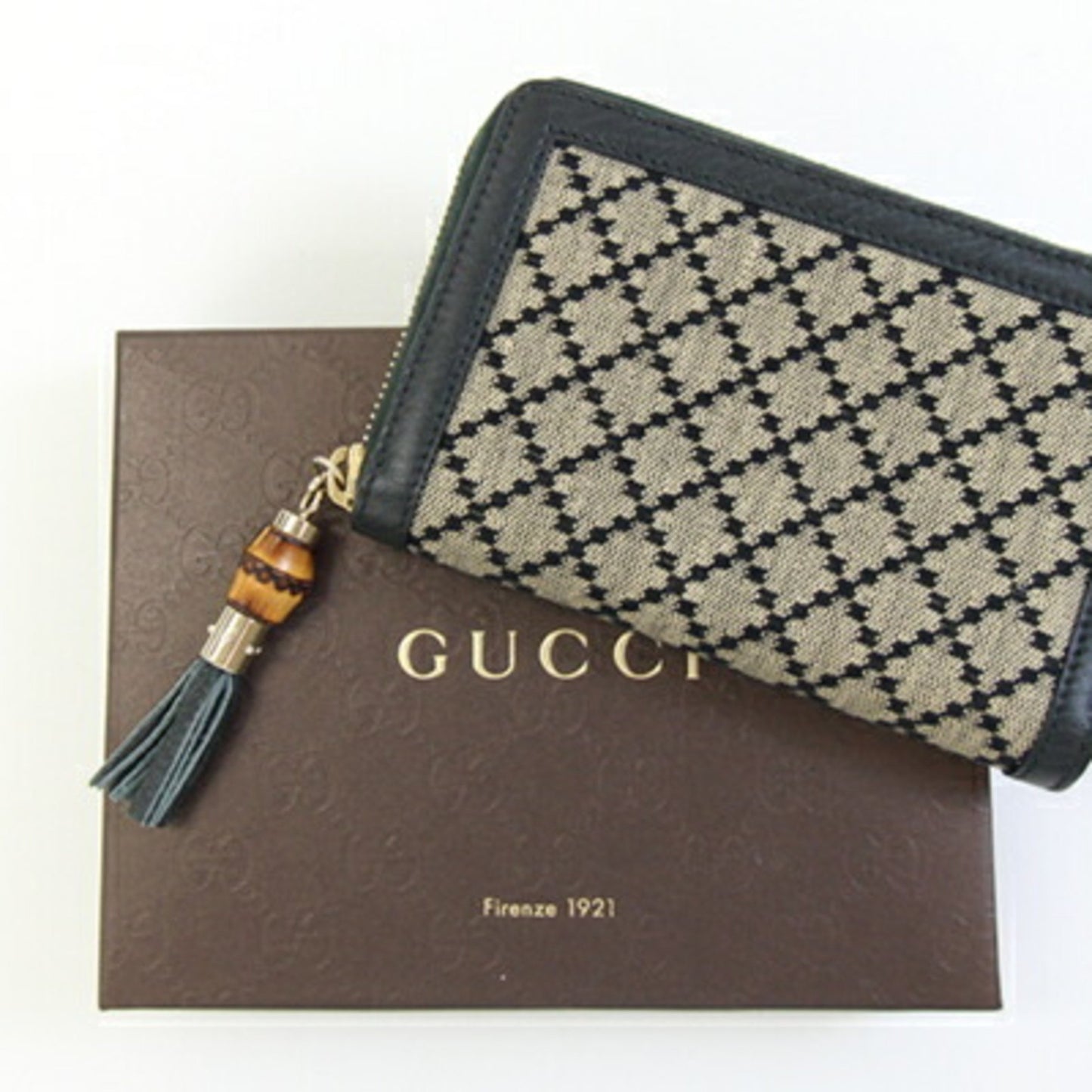 Gucci Diamante Round Wallet 224256 Green Canvas