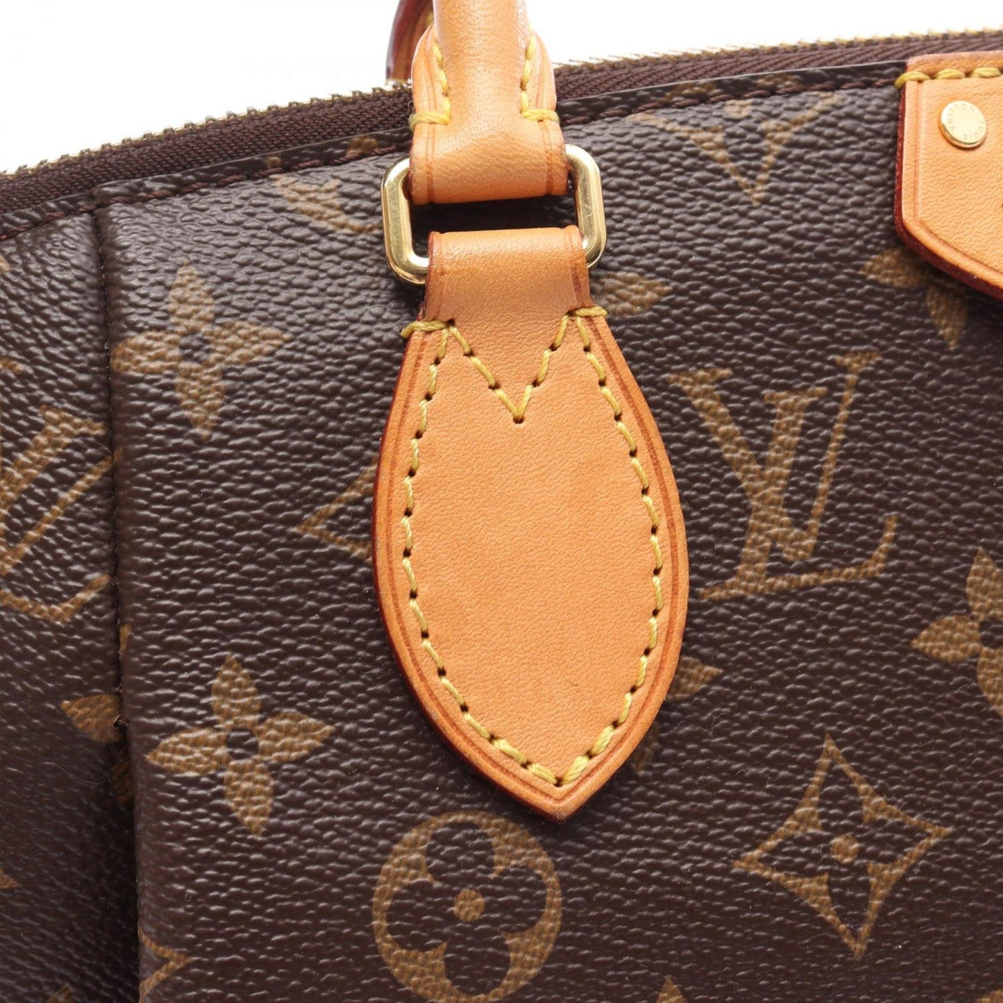 Louis Vuitton Turen Mm Handbag