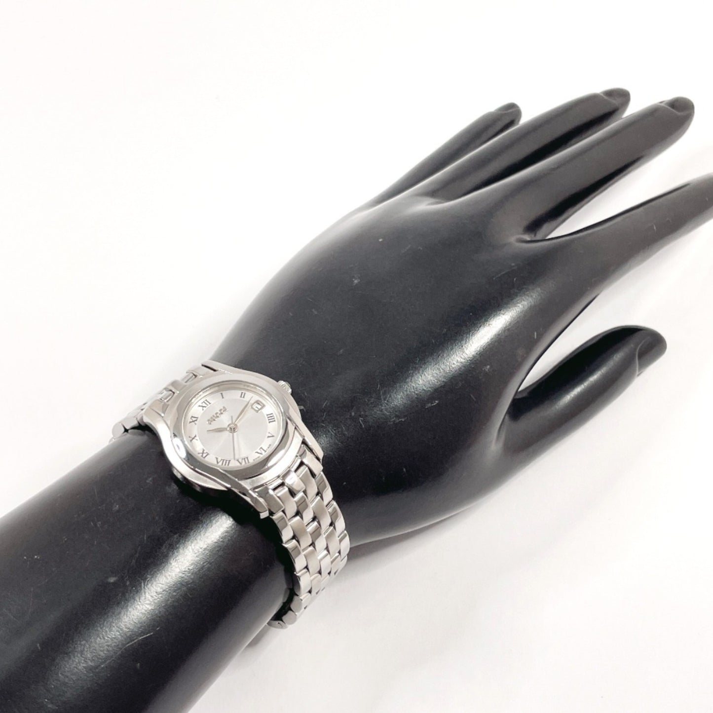 Gucci 5500L Watch Stainless Steel/Stainless Steel Silver Quartz Dial