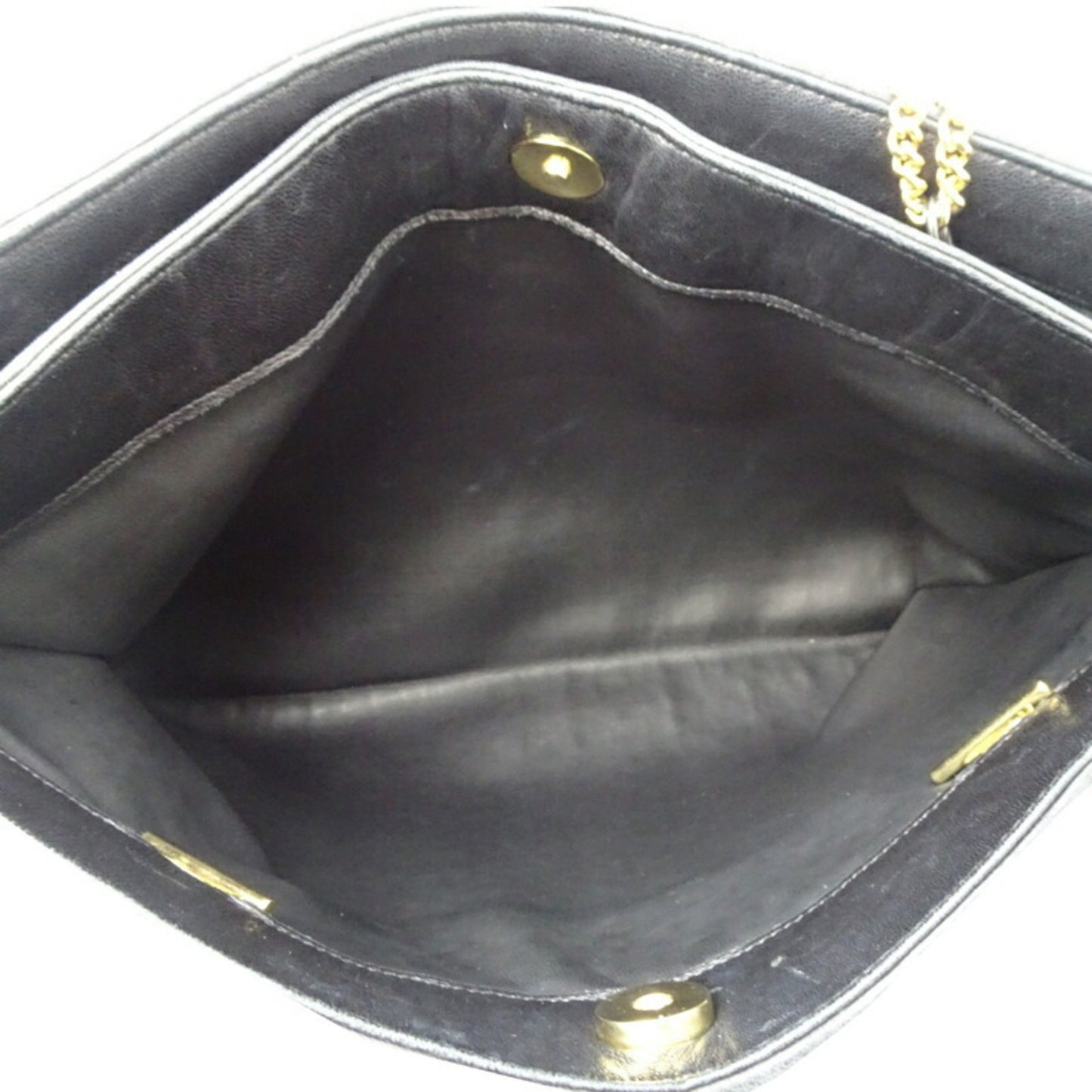 Bally Chain