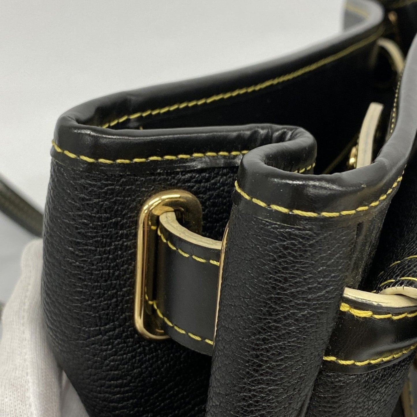 Louis Vuitton Suhali Rapsolu Handbag M95847 Noir