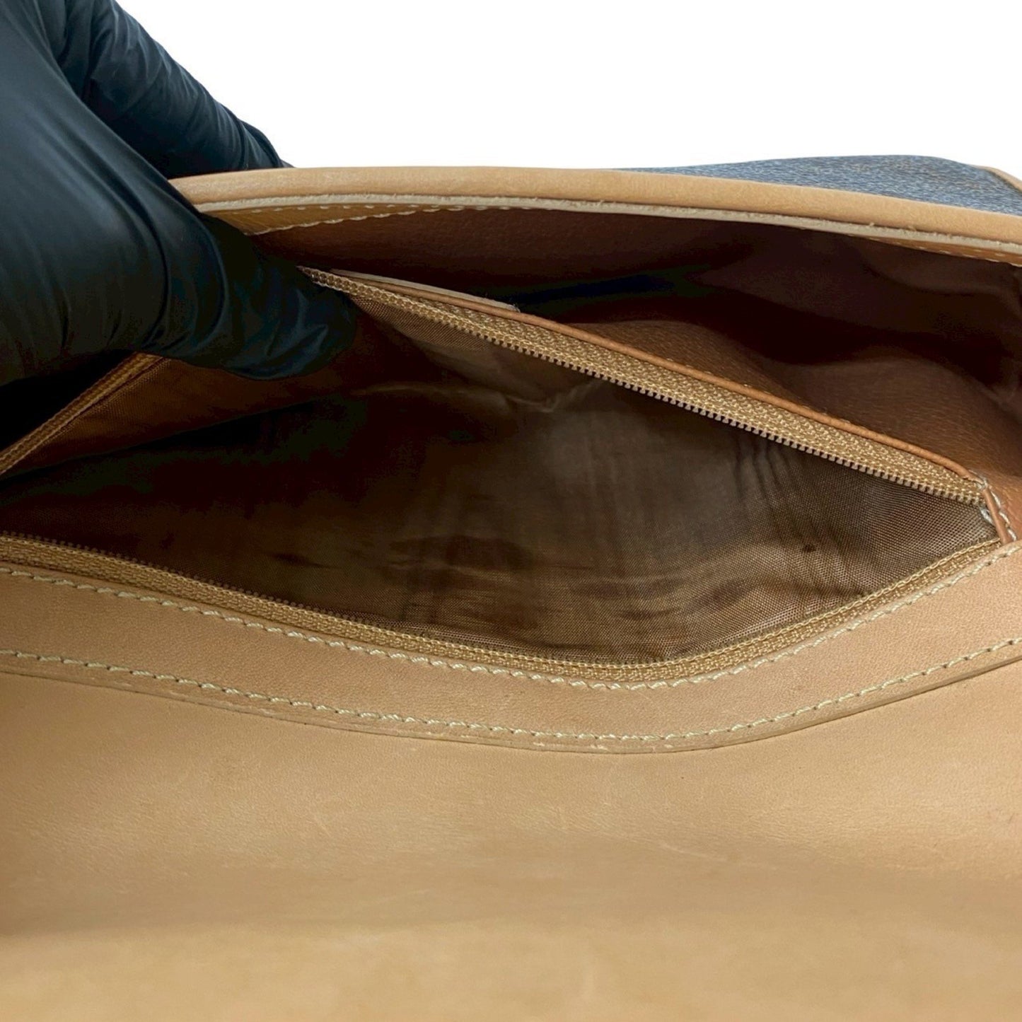 Celine Macadam Blason Triomphe Leather Semi-Suitable Shoulder Bag
