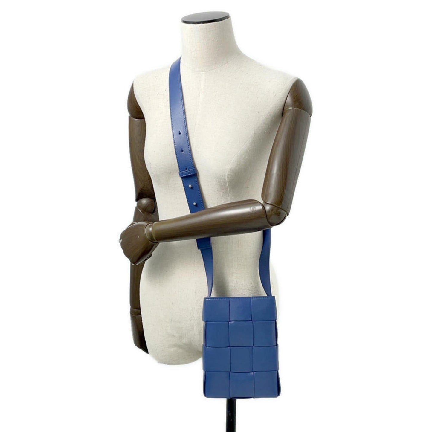 Bottega Veneta Shoulder Bag Cassette Phone Pouch Leather Bottega Veneta