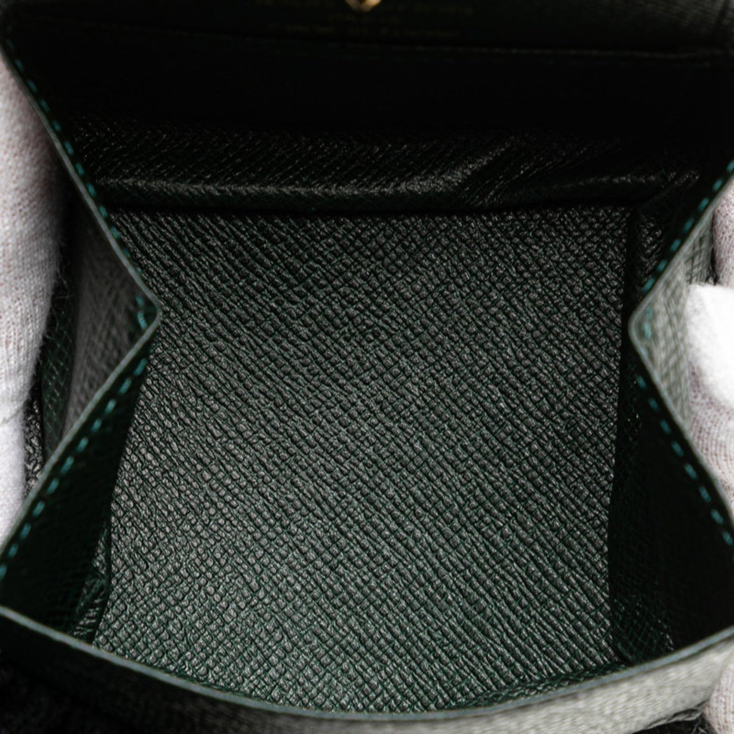Louis Vuitton Taiga Porte Monnaie Boite Wallet/Coin Case M30384 Episea Green Leather