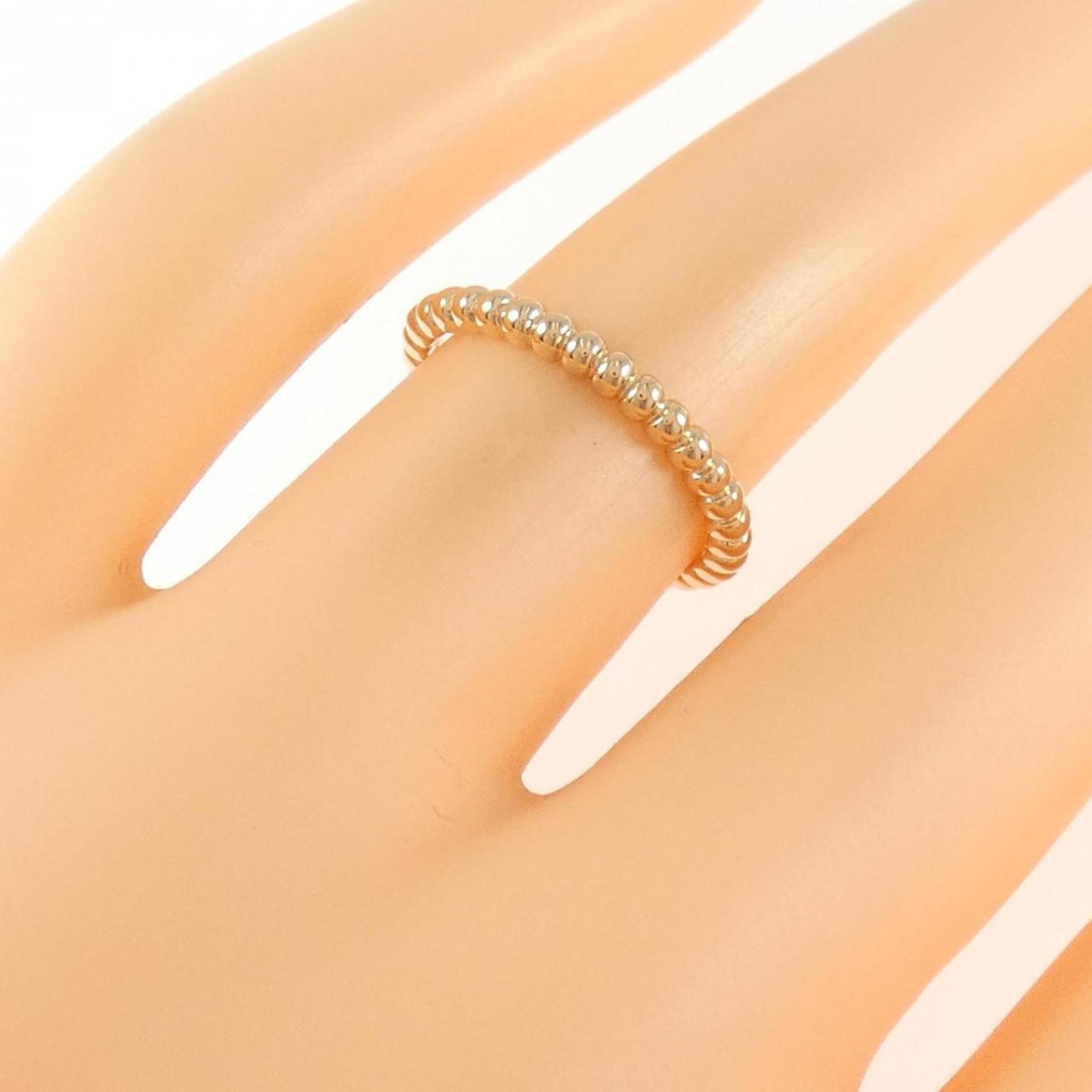 Van Cleef & Arpels Perle Small Ring