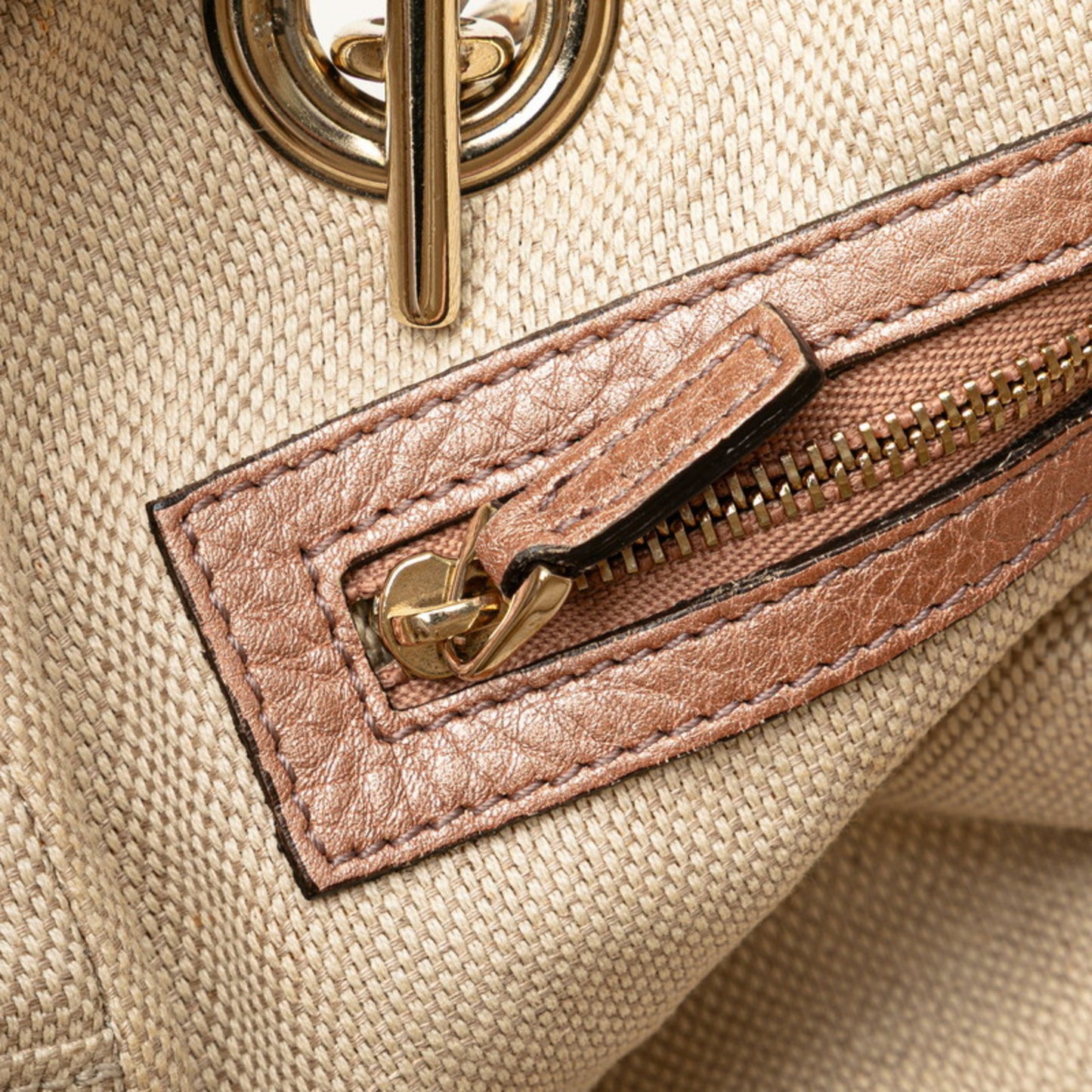 Gucci Soho Interlocking G Tassel Chain Shoulder Bag 308983 Pink Gold Leather