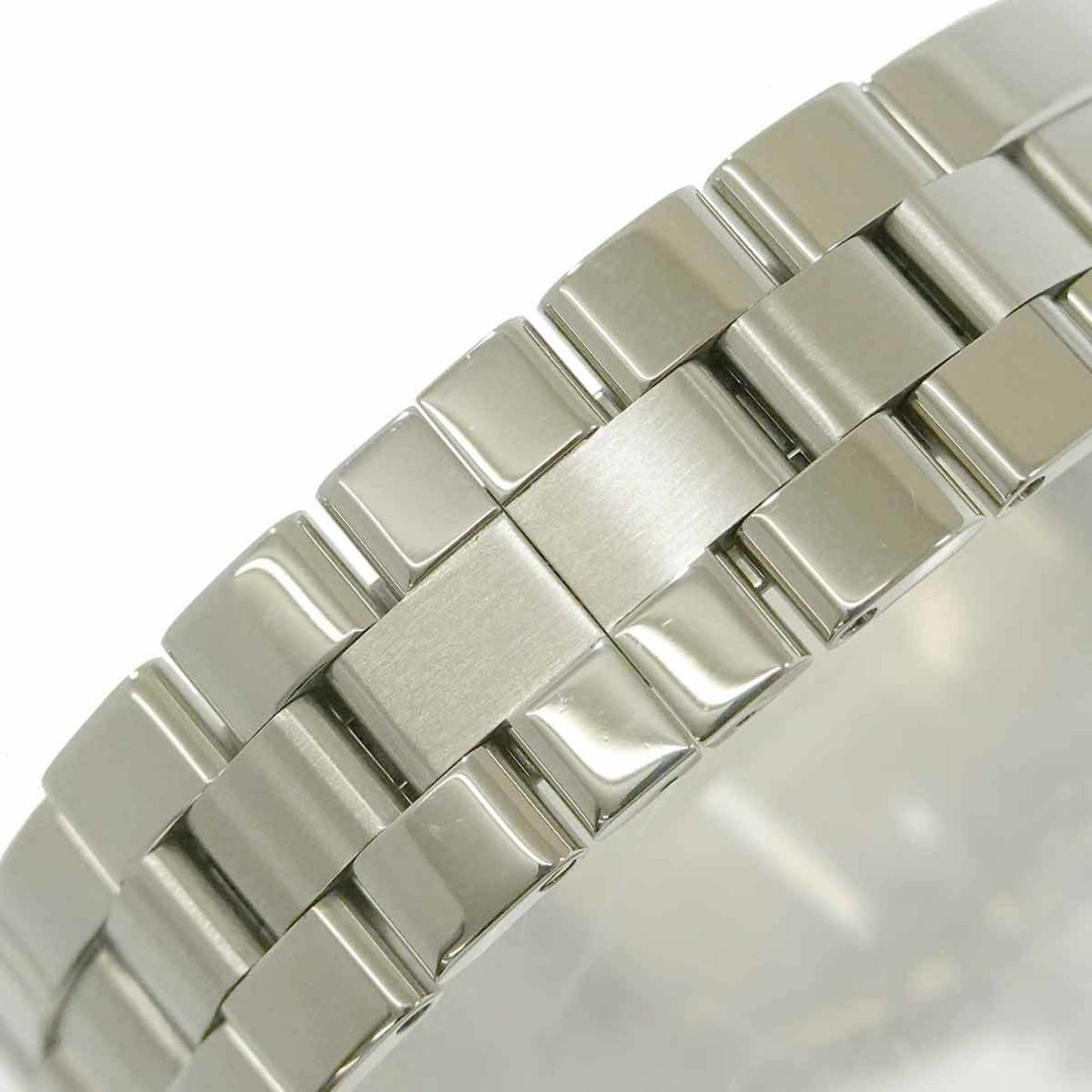 Cartier Roadster Lm W62004V3 Men'S Watch With Date Display