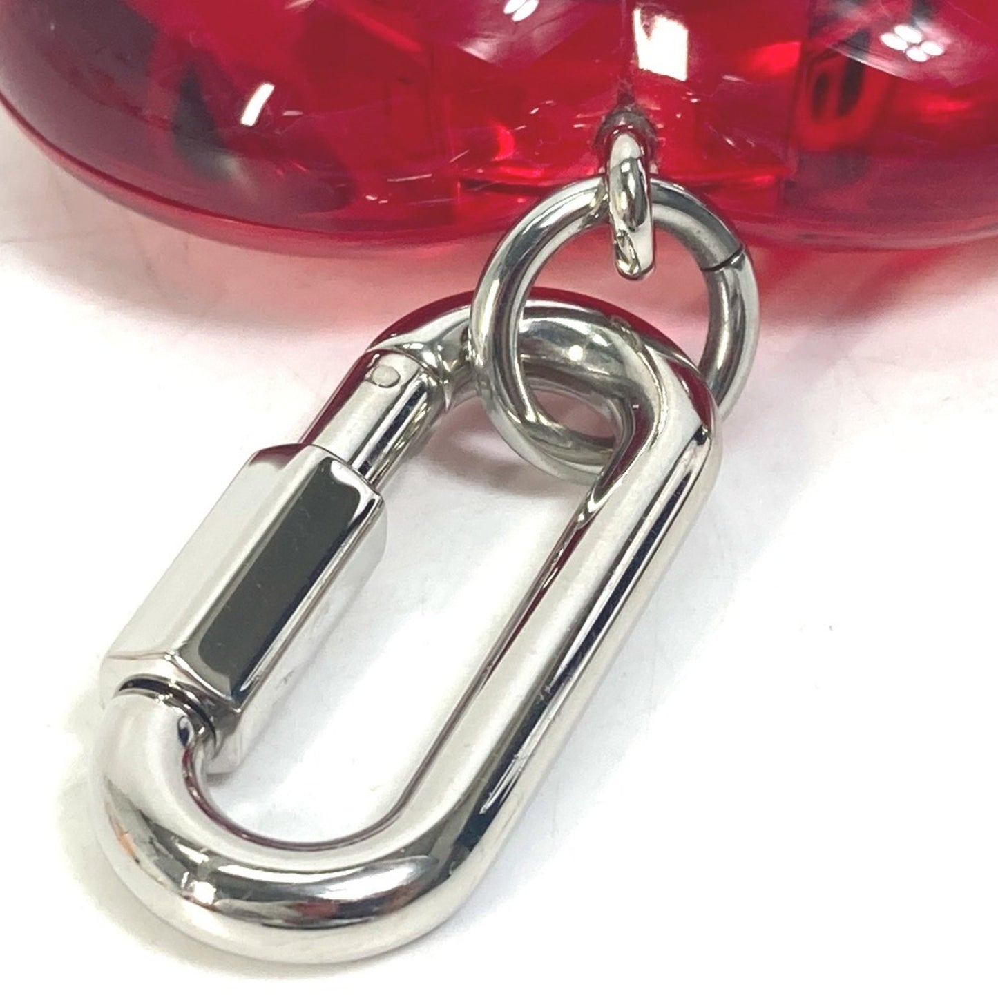 Louis Vuitton R17599 Carabiner Tambour Horizon Heart Watch Storage Goods Keychain Plastic