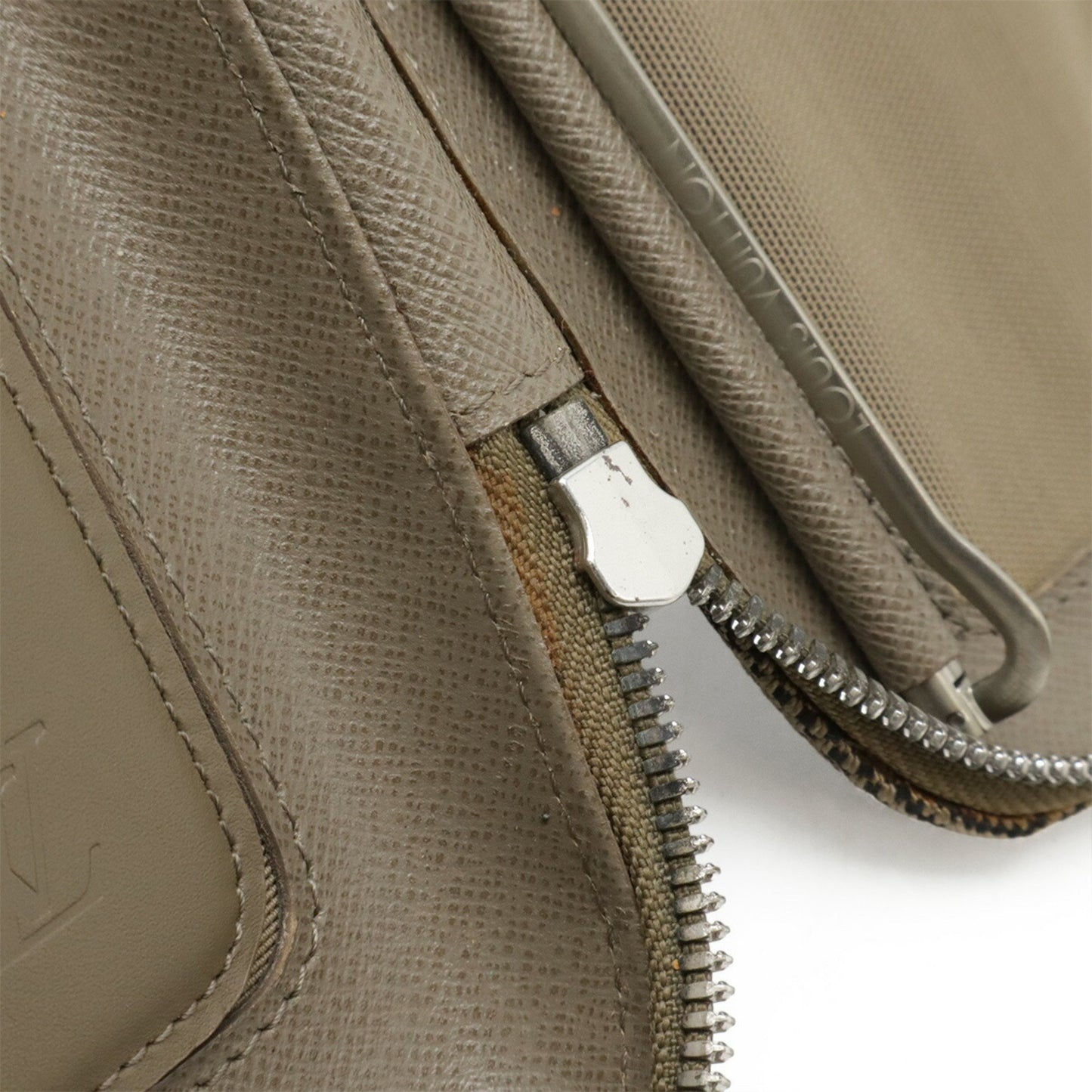 Louis Vuitton Damier Geant Mage Body Bag
