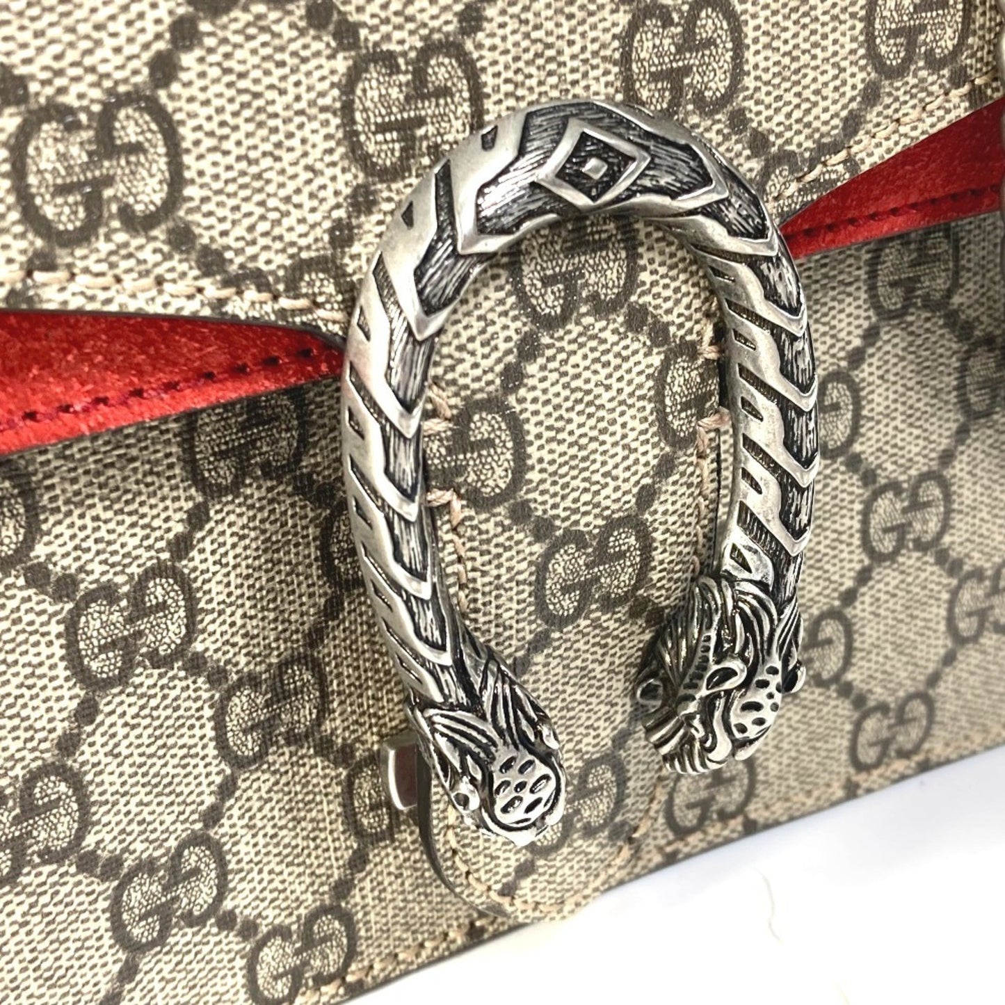 Gucci 421970 Gg Dionysus W-Chain Shoulder Bag In Supreme Canvas