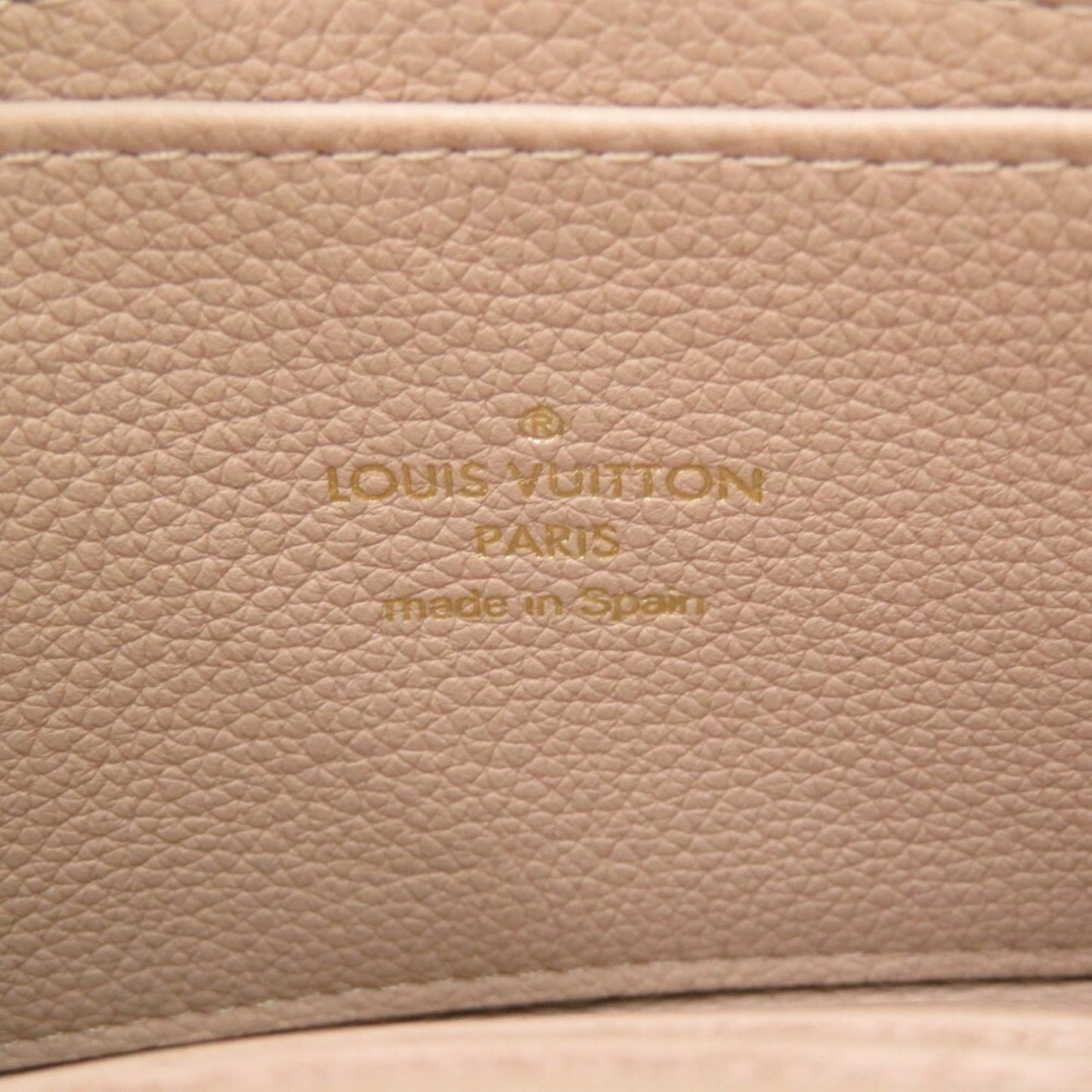Like New Louis Vuitton Zippy Coin Purse