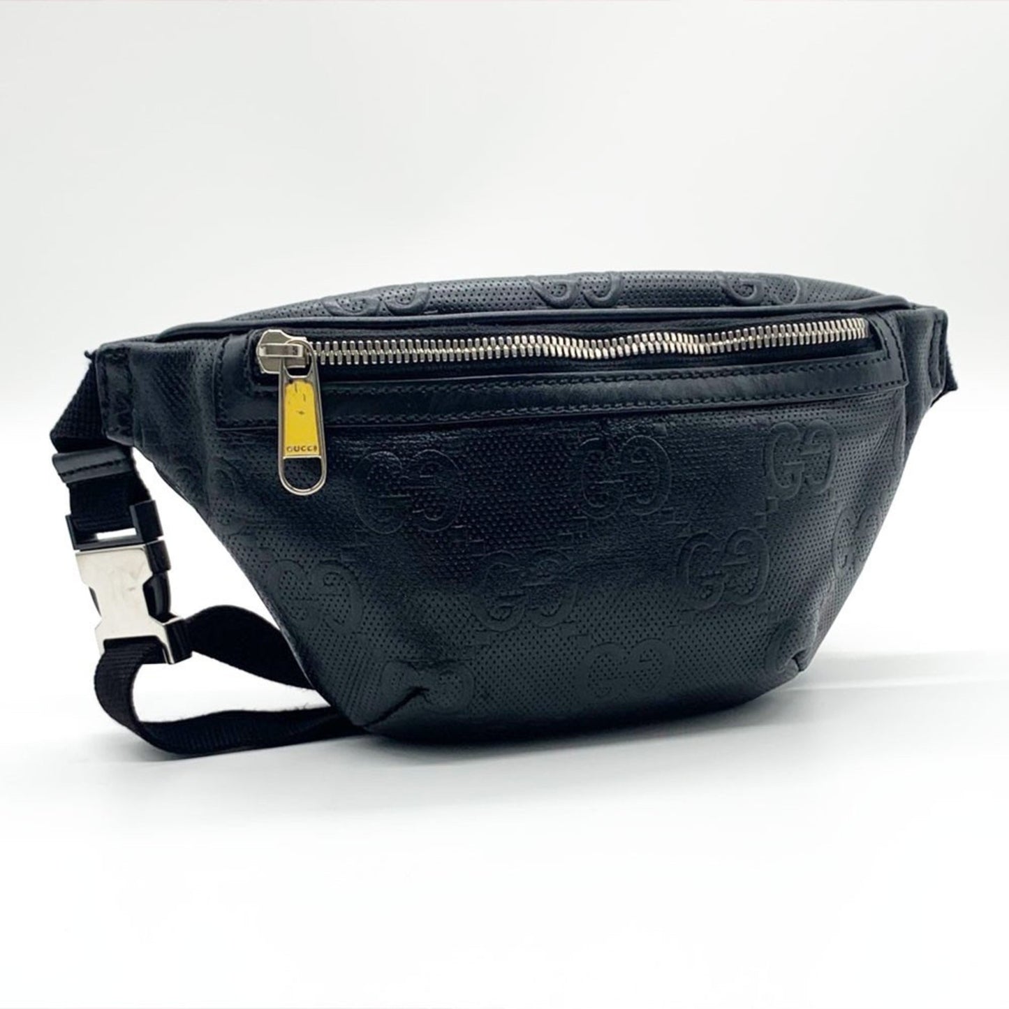 Gucci Waist Pouch Small Belt Body Bag 2Way Gg Embossed Leather Black 658582 Gucci