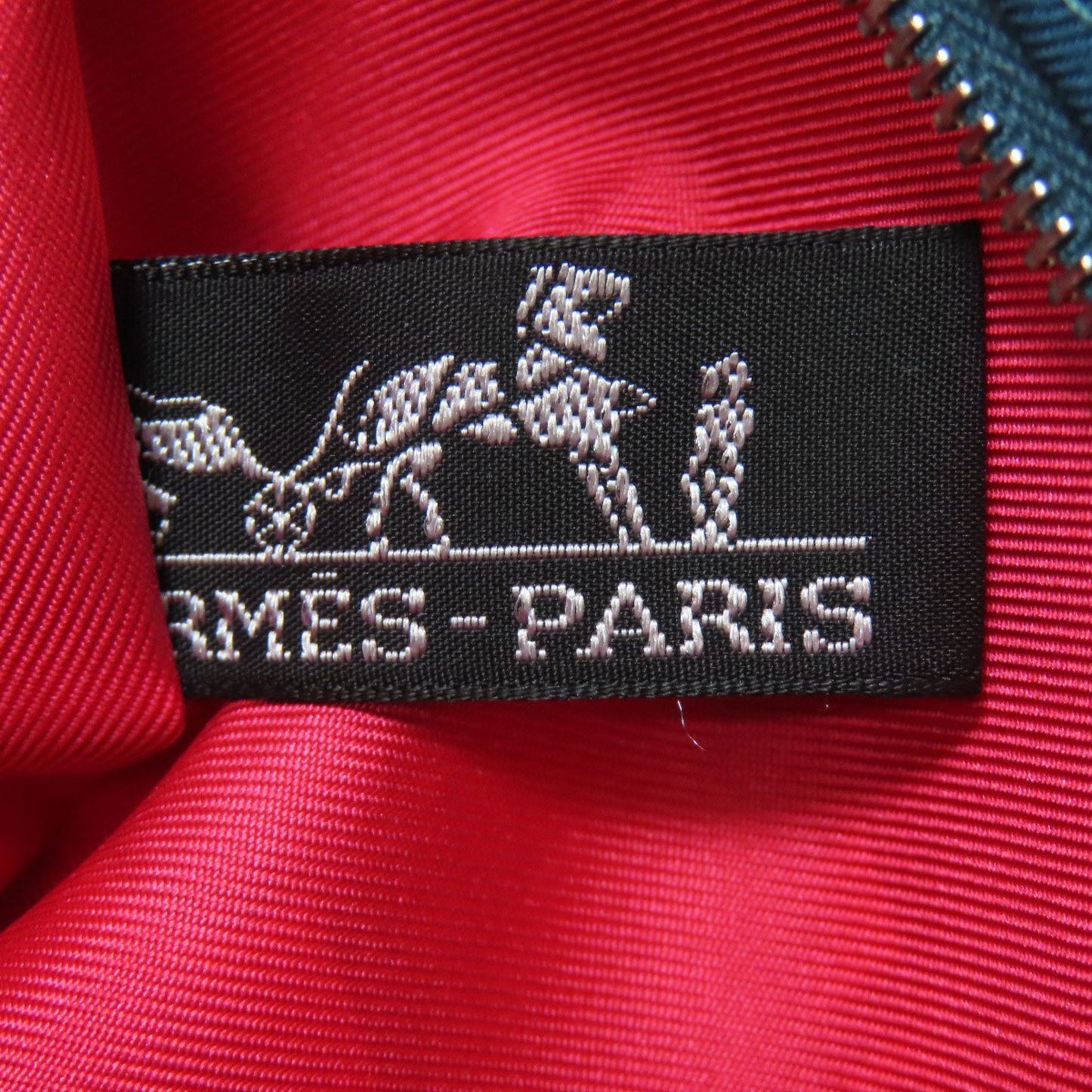 Hermes Silky City Shoulder Bag Silk