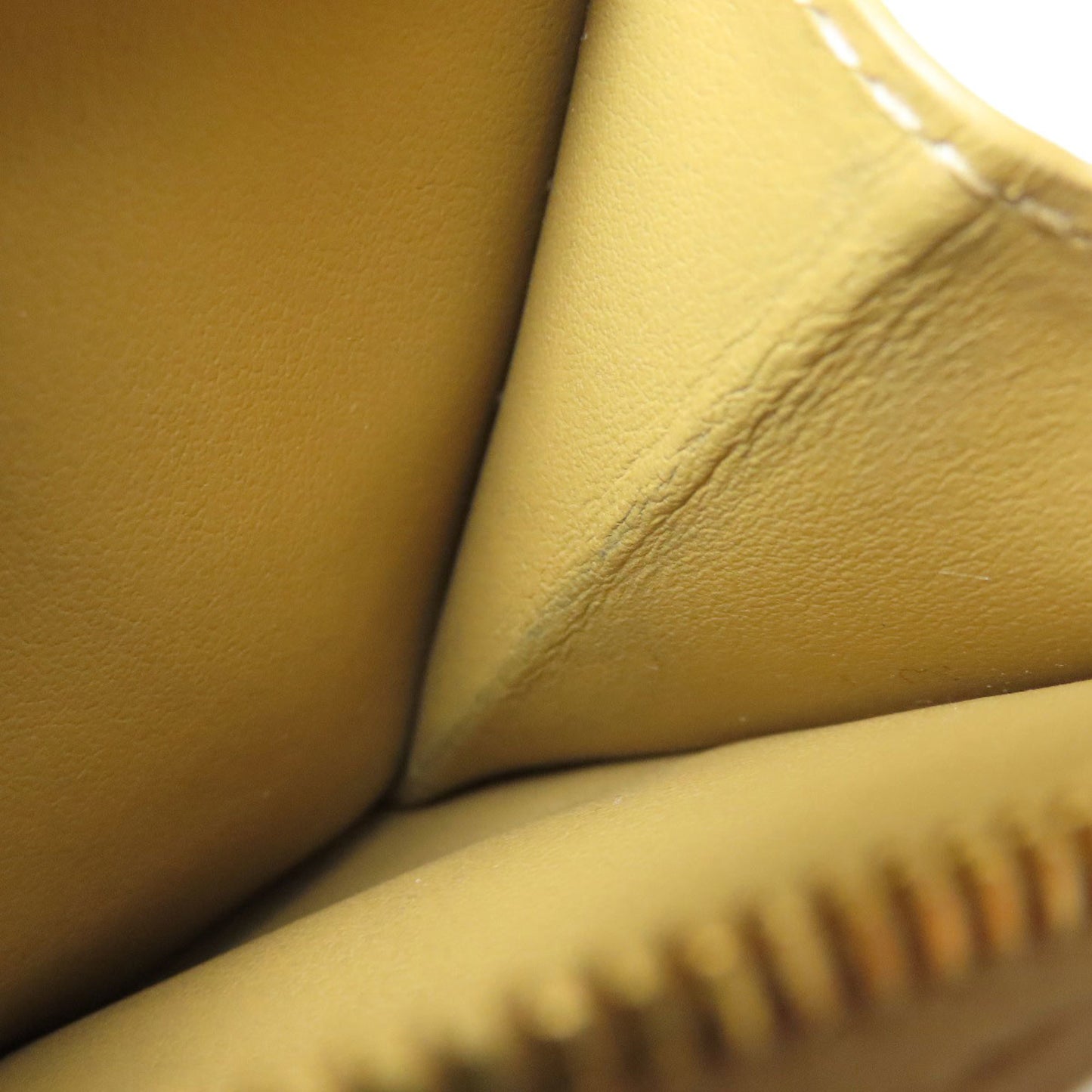 Bottega Veneta Cassette Bifold Wallet In Calfskin Leather