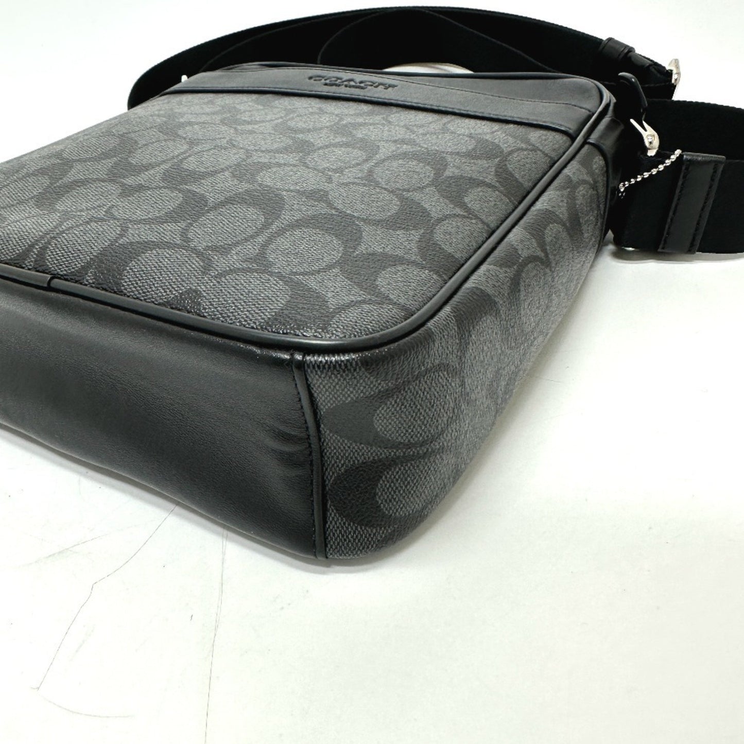 Coach F71764 Signature Houston Flight Shoulder Bag